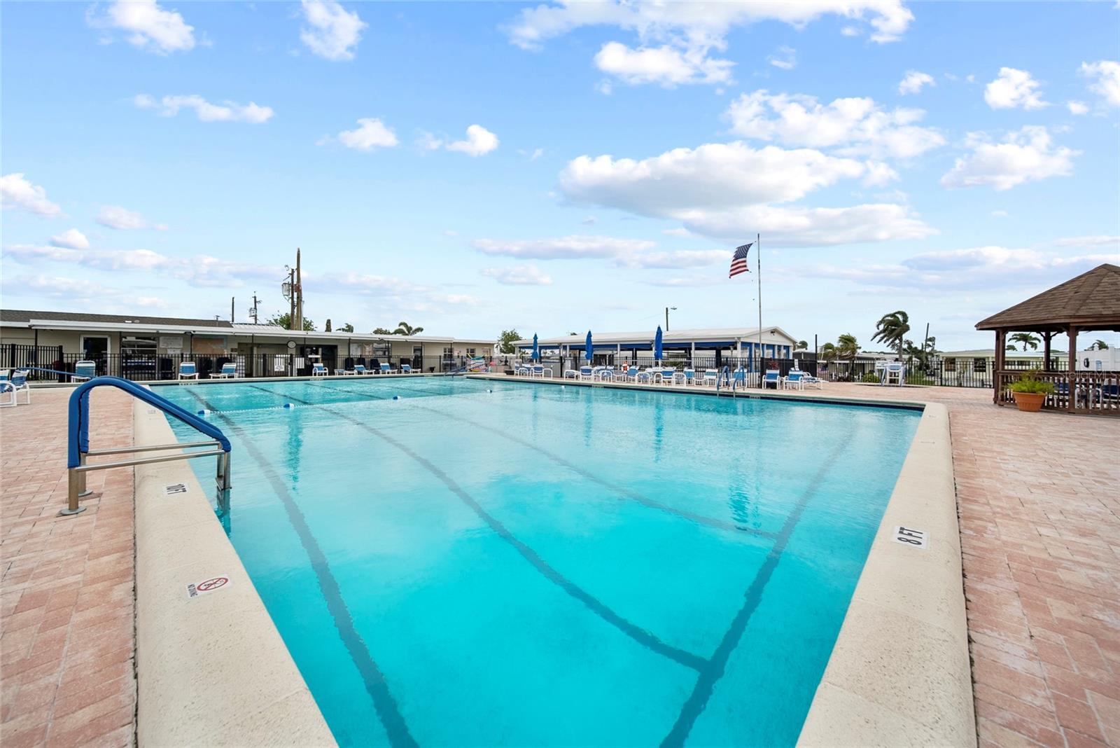 LAKE SEMINOLE RESORT NORTH M/H UNREC - Residential
