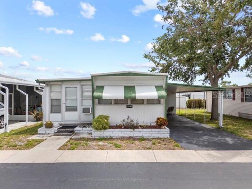 Photo of 11047 102nd Way #203, Largo, FL 33773 (MLS # TB8372314)