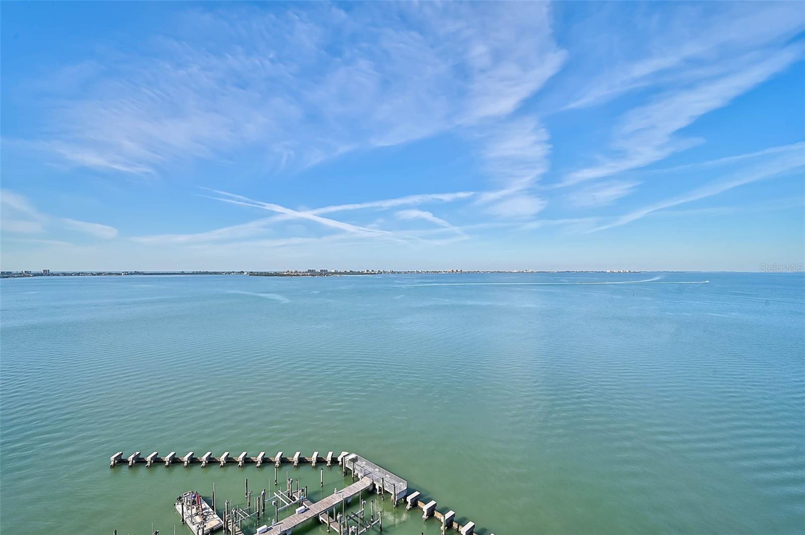 CONDO ON THE BAY TOWER II - Residential