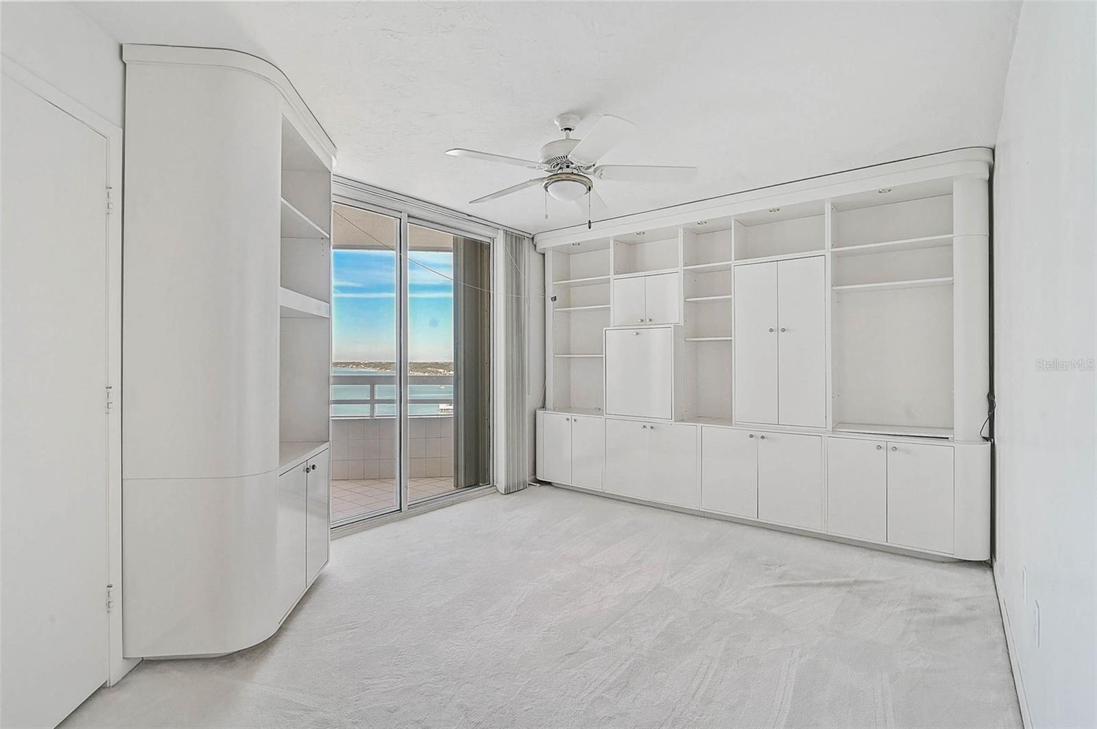 CONDO ON THE BAY TOWER II - Residential