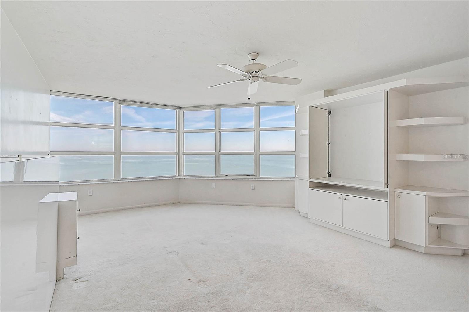 CONDO ON THE BAY TOWER II - Residential