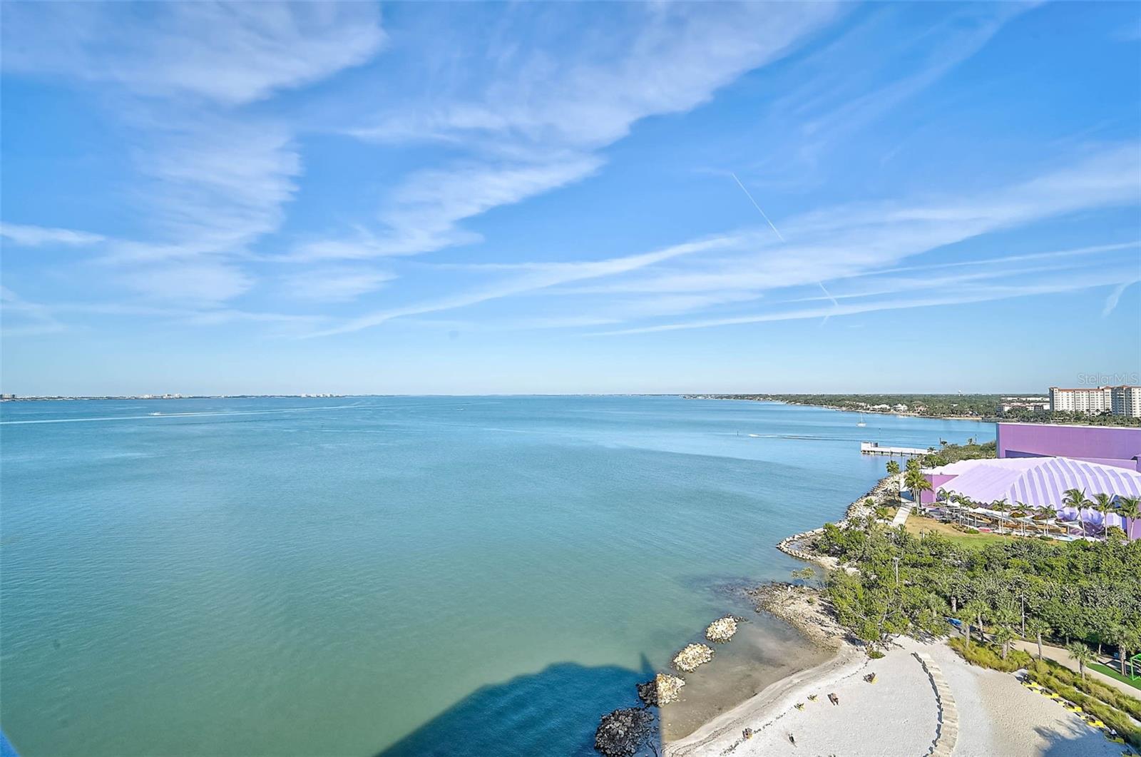 988 BLVD OF THE ARTS 1517