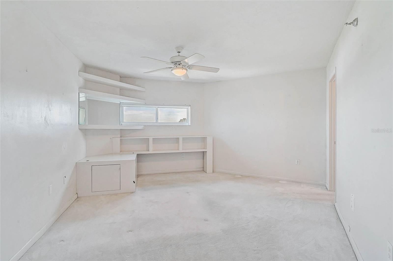 CONDO ON THE BAY TOWER II - Residential