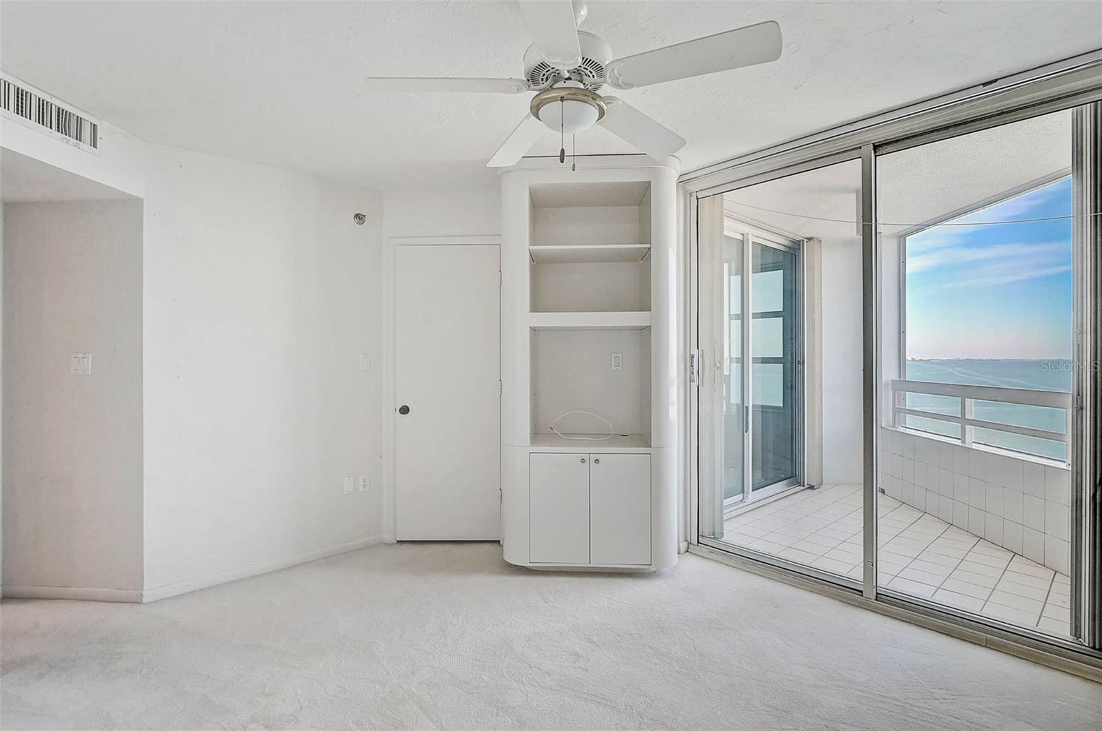 CONDO ON THE BAY TOWER II - Residential