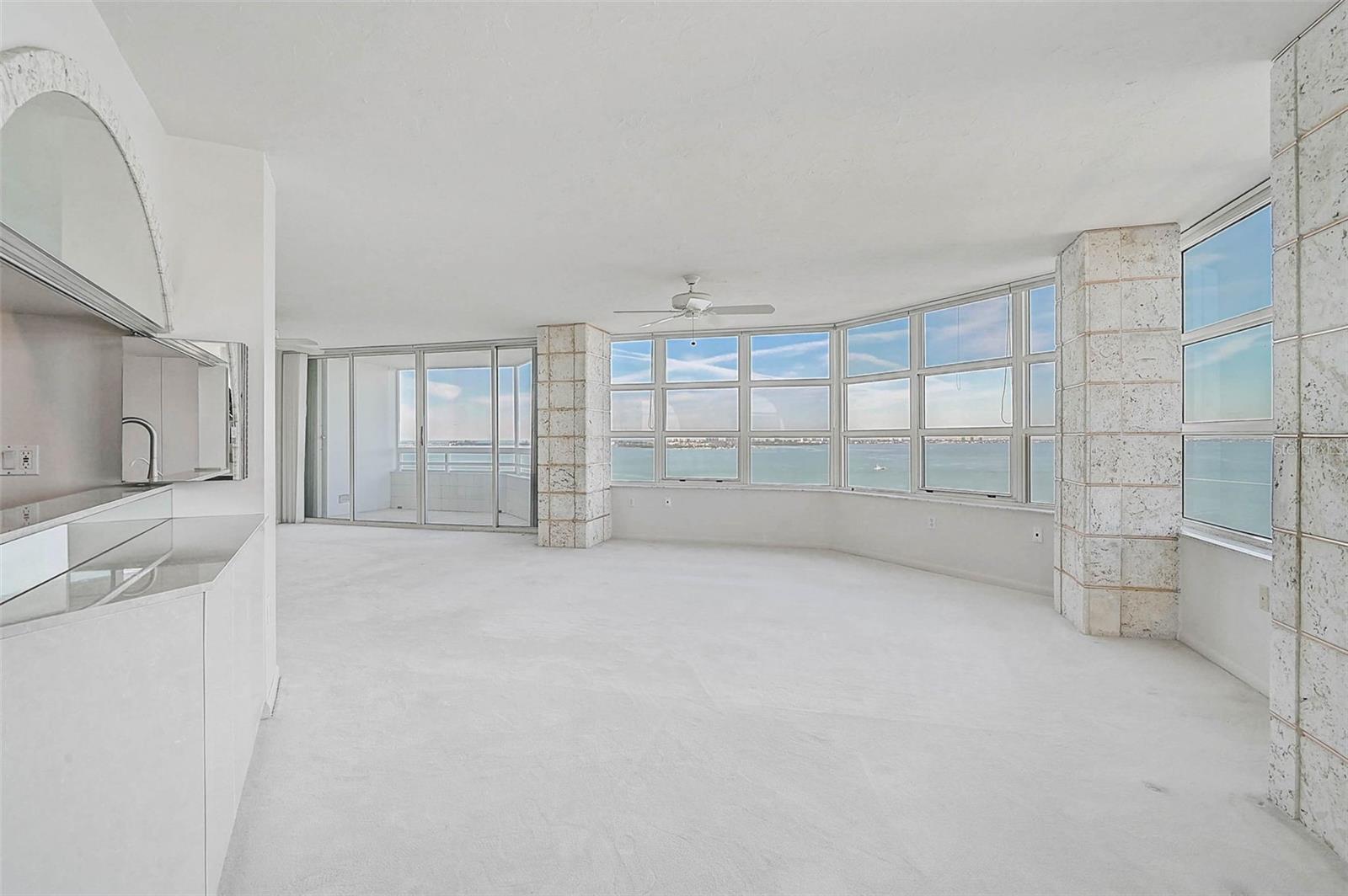 CONDO ON THE BAY TOWER II - Residential