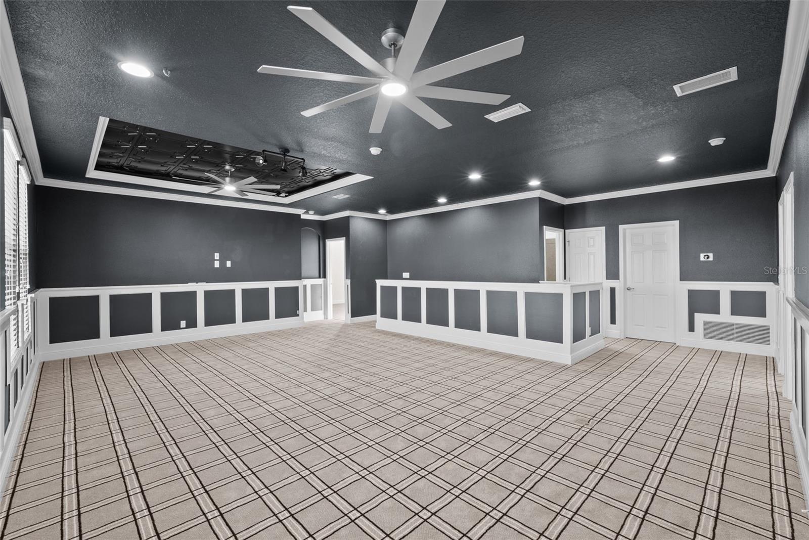 RESERVE AT LAKE LECLARE - Residential