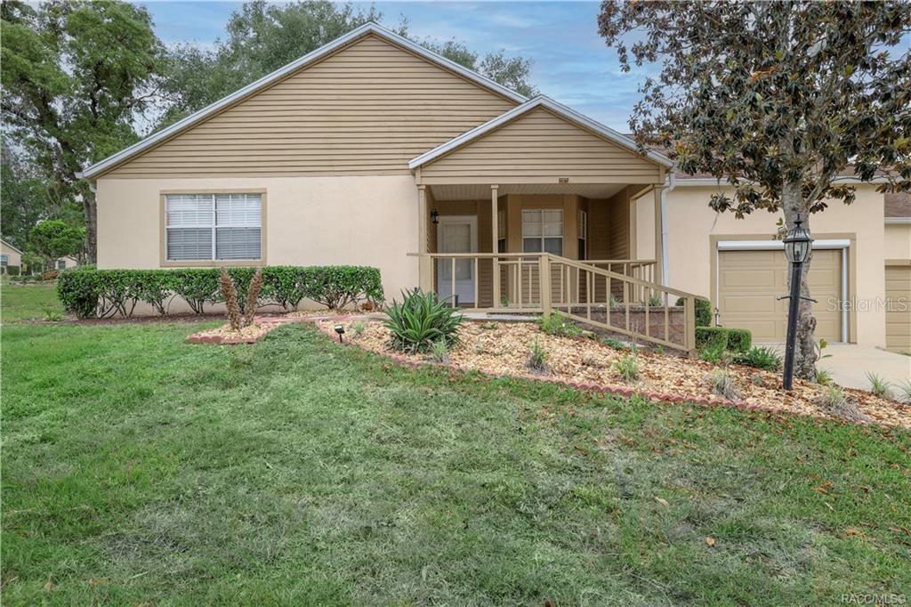 Photo 1 of 49 — 3637 N LAURELWOOD LOOP, BEVERLY HILLS, FL 34465