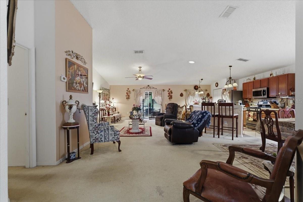 504 JESSAMINE DR