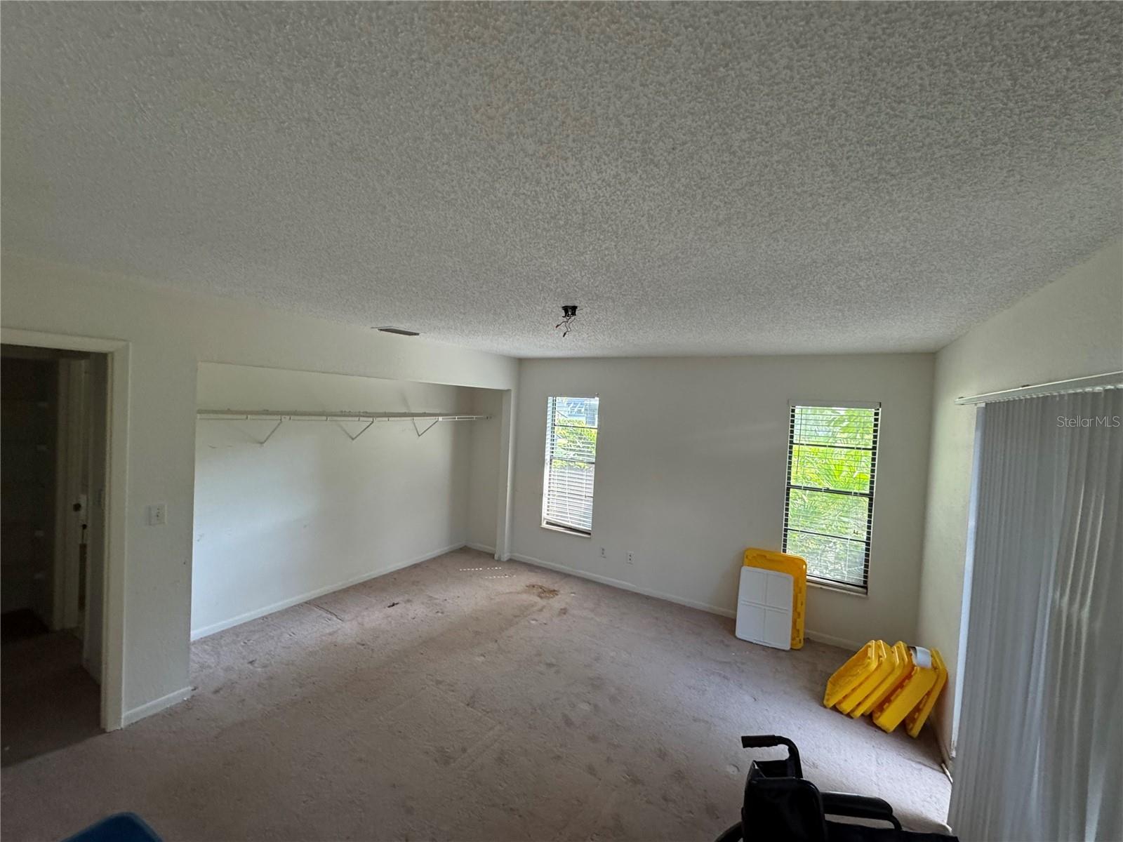 135 PINEWINDS BOULEVARD