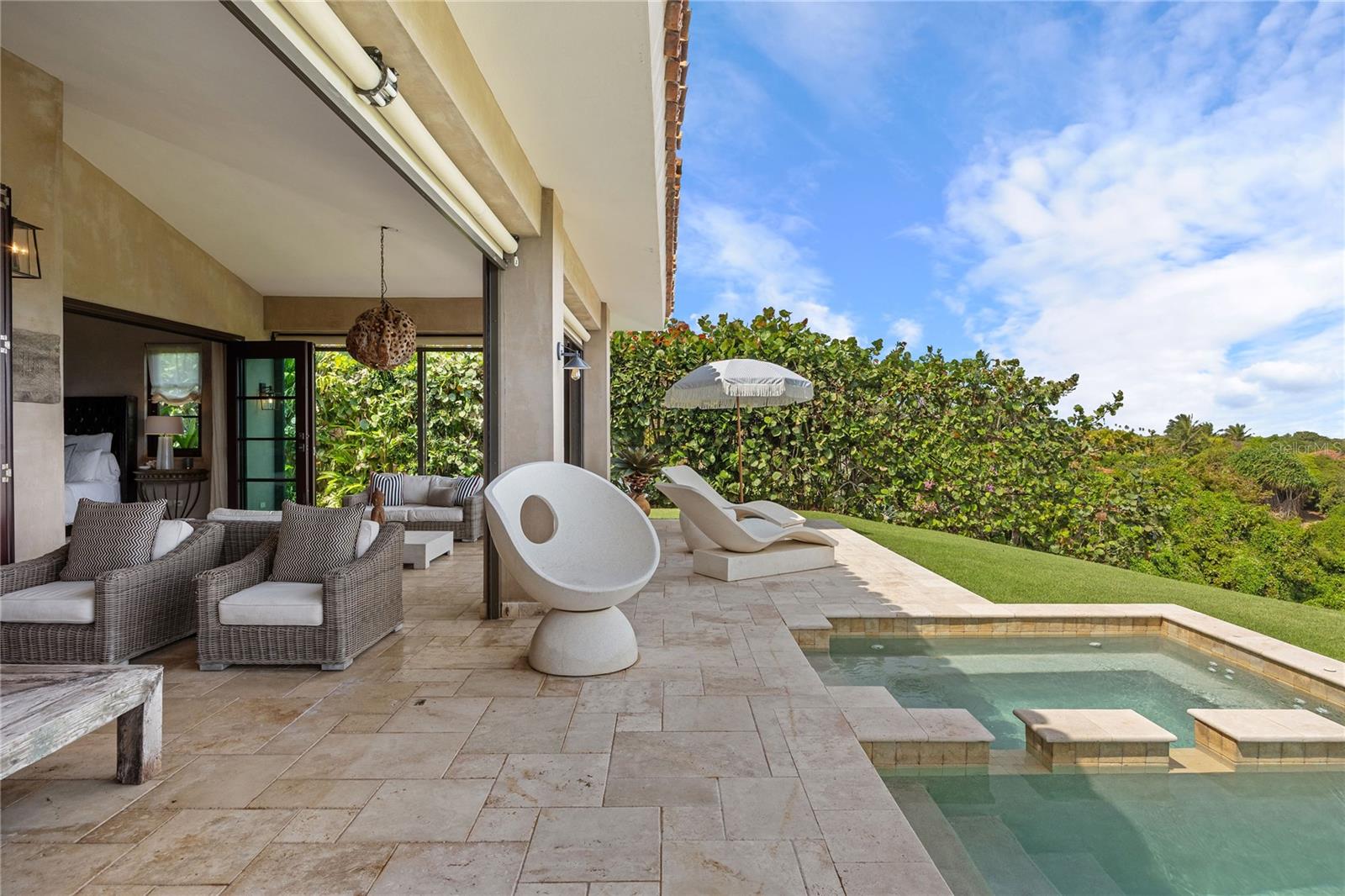 ROYAL ISABELA RESORT - Residential