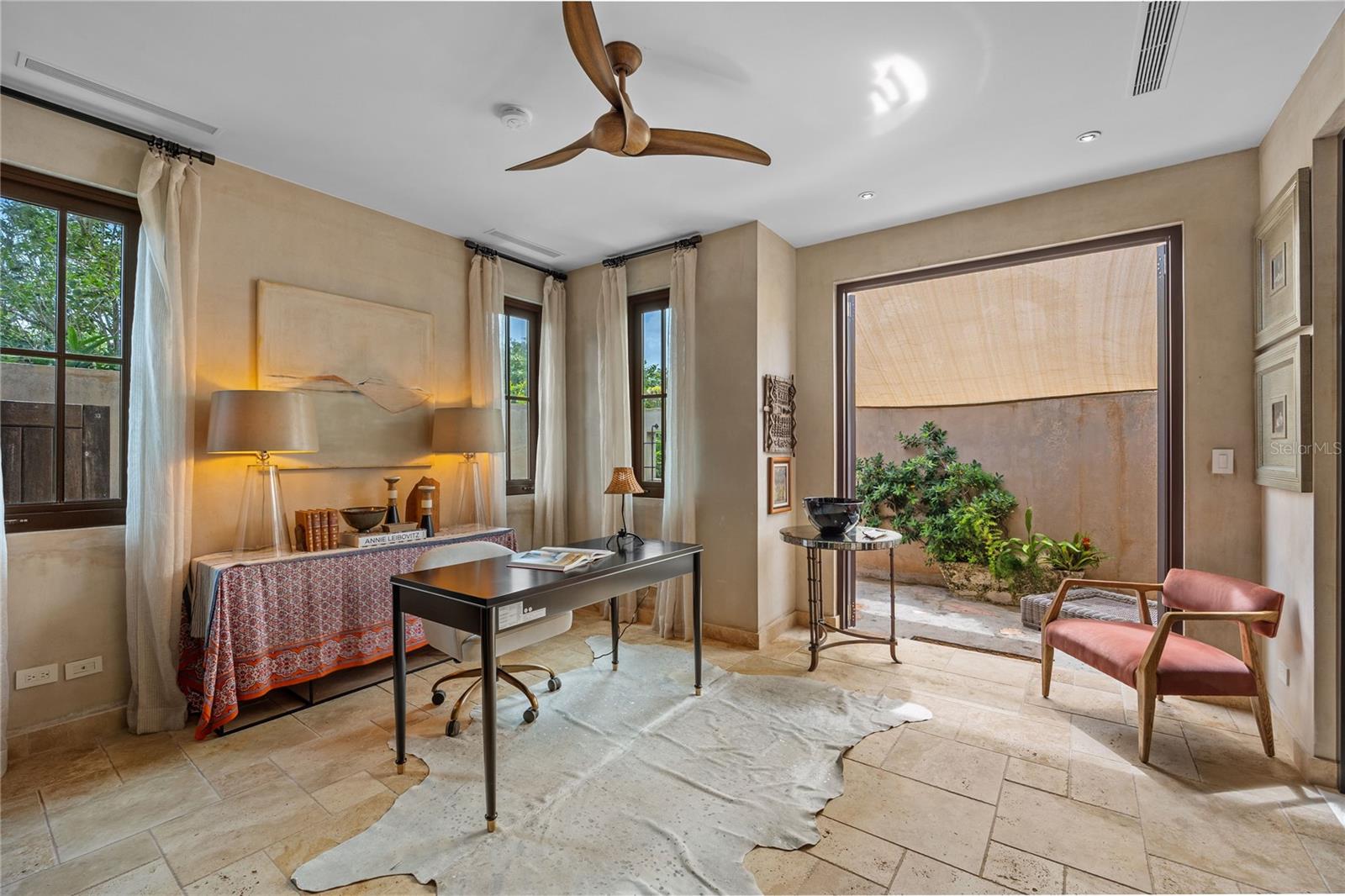 ROYAL ISABELA RESORT - Residential