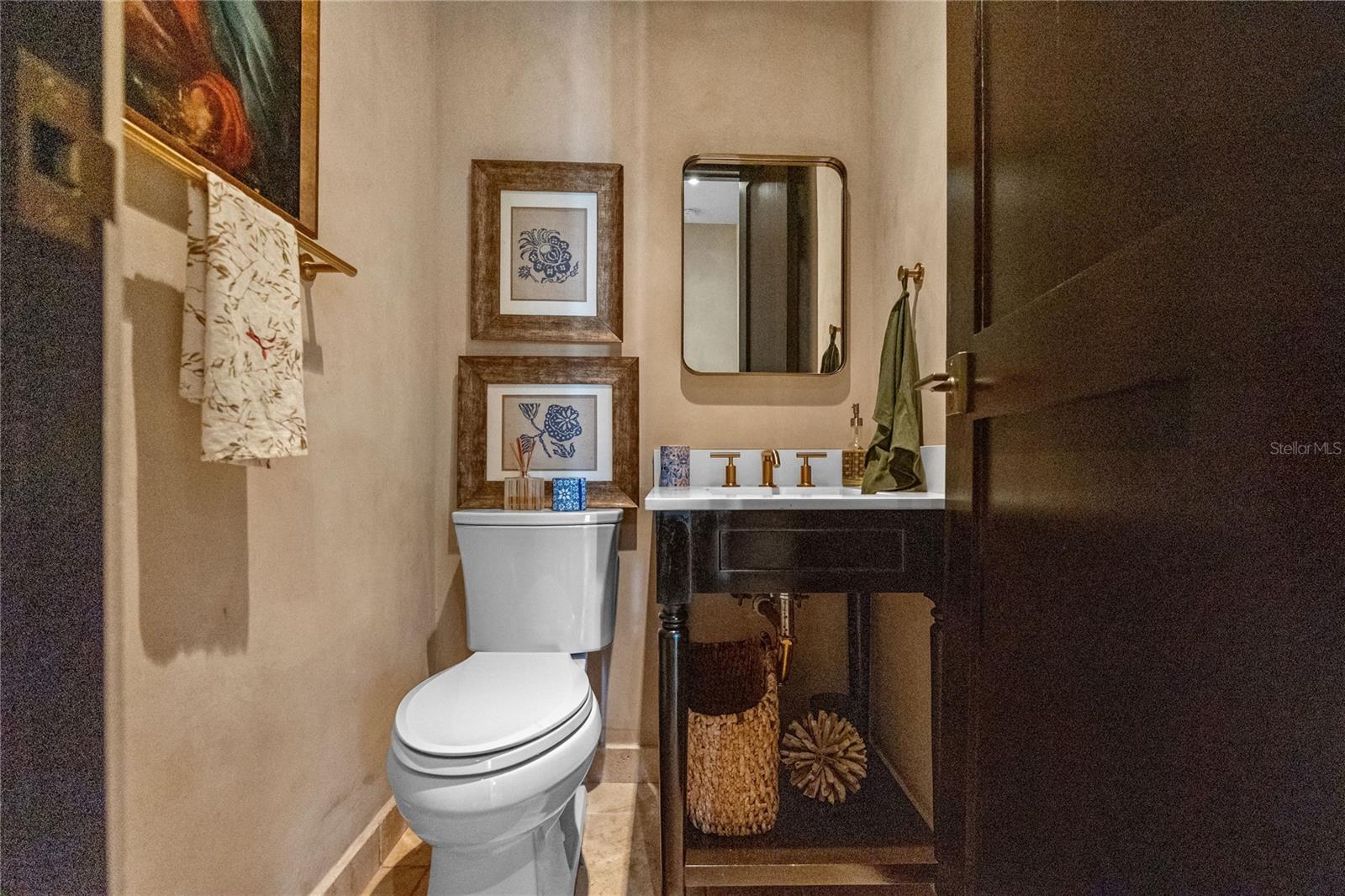 ROYAL ISABELA RESORT - Residential