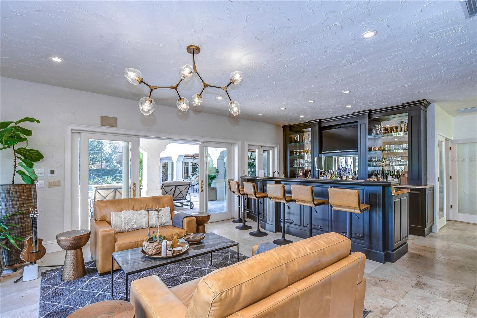 AVILA UNIT 1 - Residential