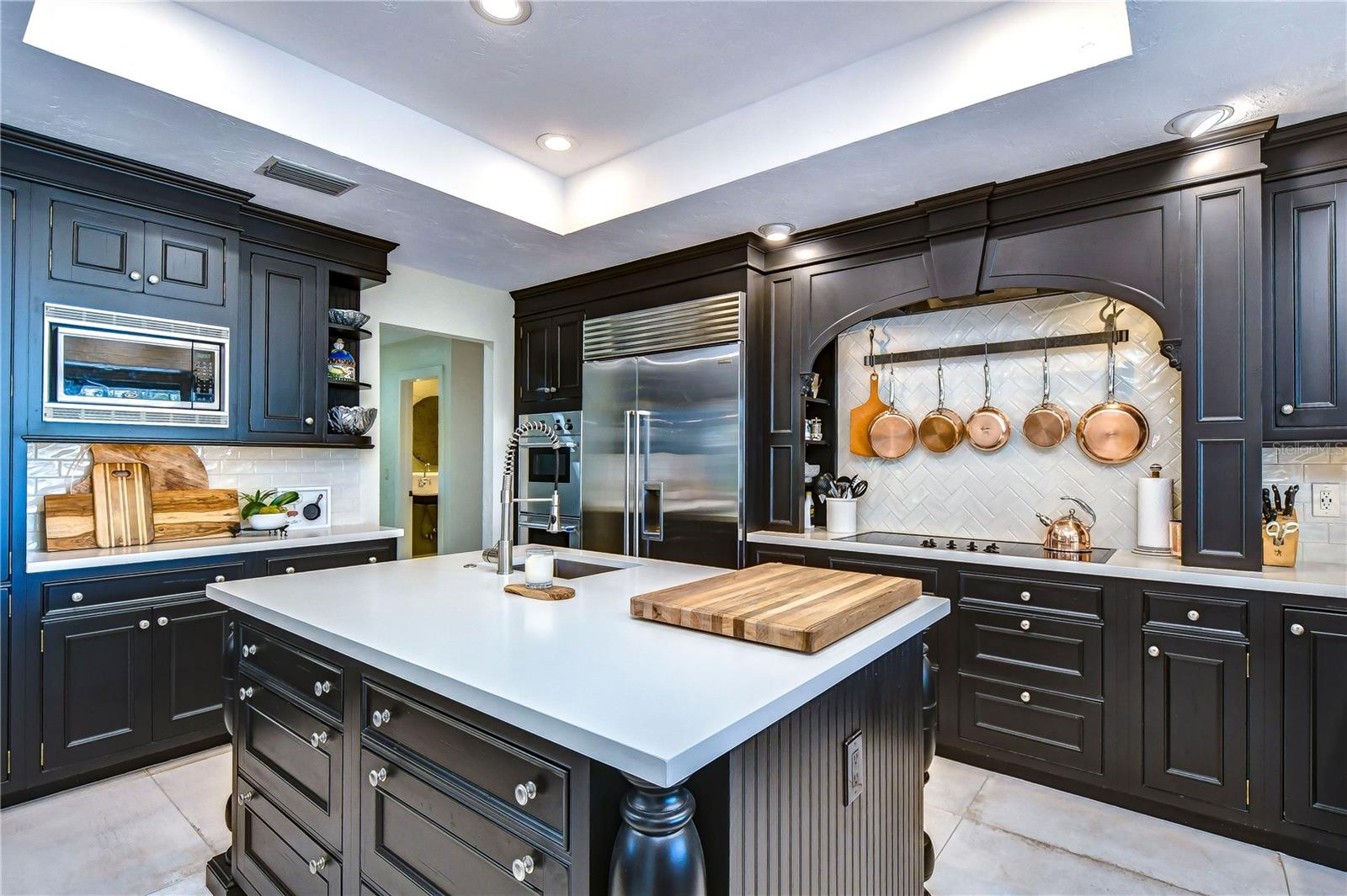 AVILA UNIT 1 - Residential