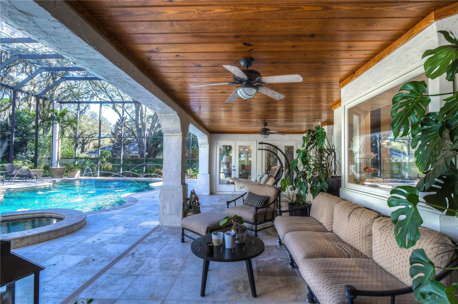 AVILA UNIT 1 - Residential