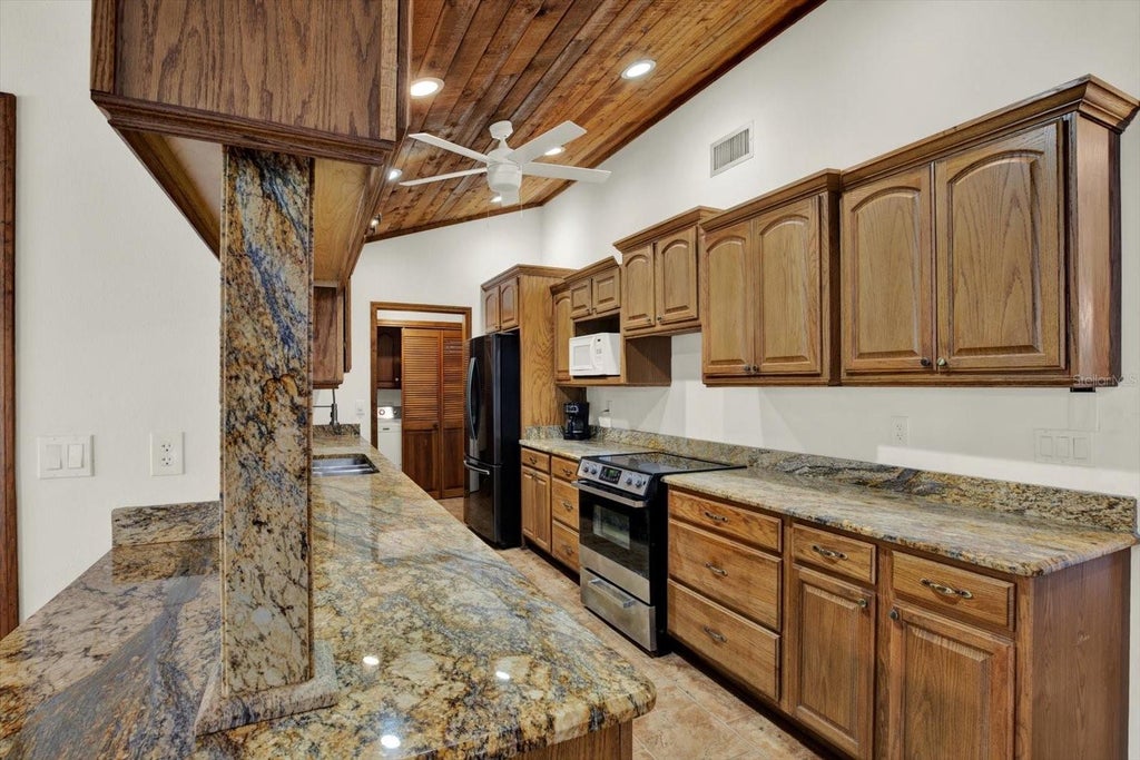 Photo of 11251 Salina Street, Brooksville, FL 34614 (MLS # W7887729)