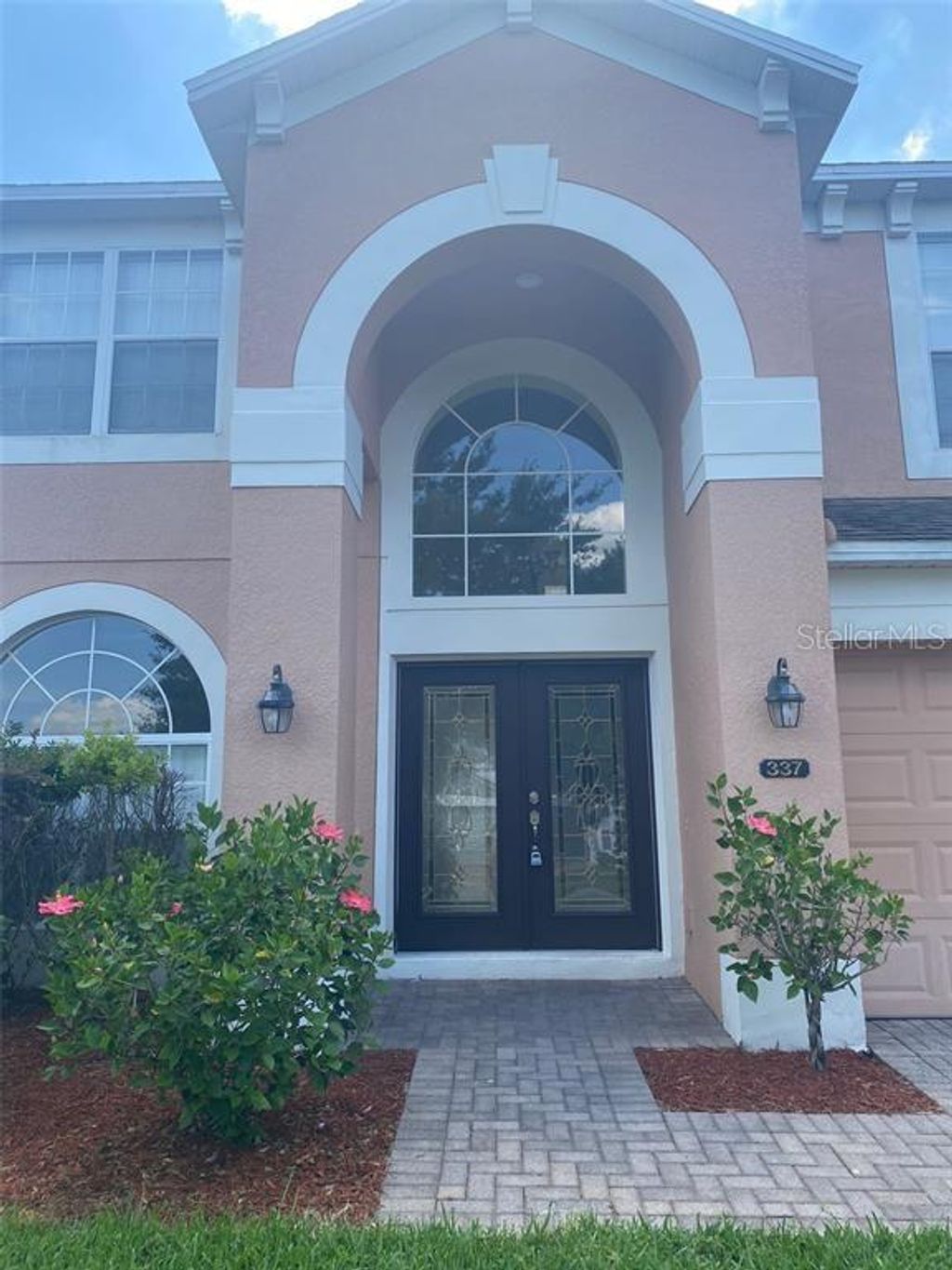 Photo of 337 Bella Vida Boulevard, Orlando, FL 32828 (MLS # R4910876)