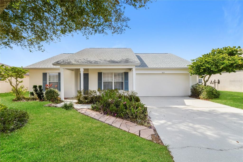 Photo of 565 Terranova Circle, Winter Haven, FL 33884 (MLS # TB8435683)