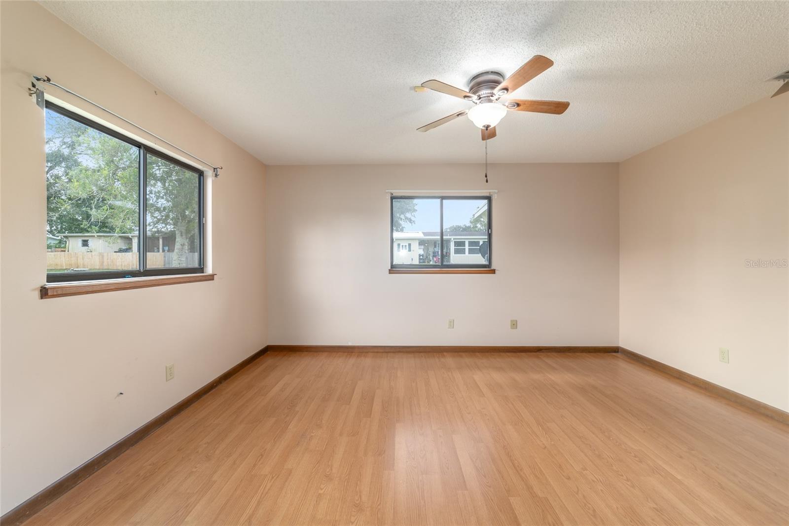 PINE RUN ESTATE - Residential Lease