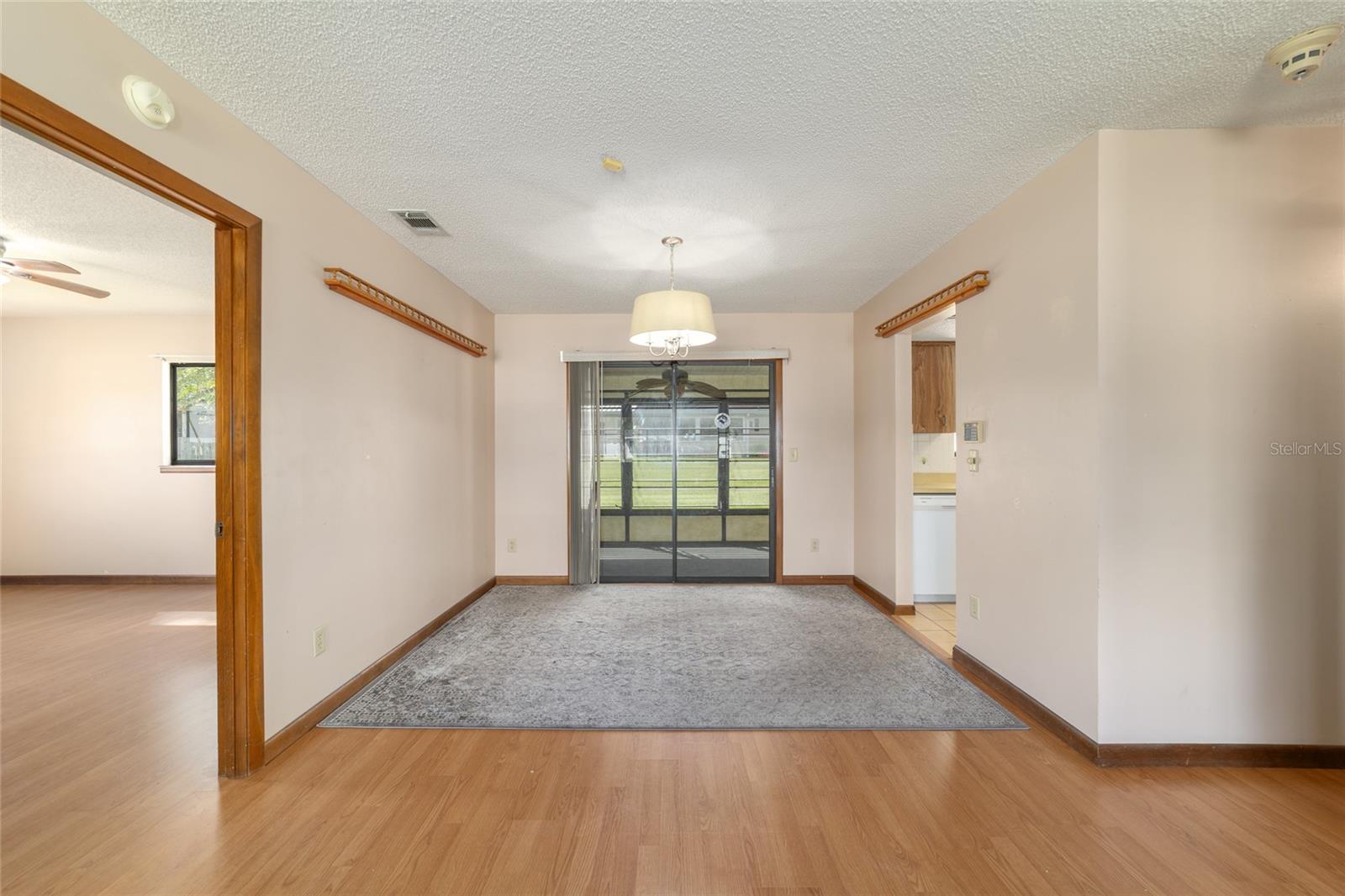 PINE RUN ESTATE - Residential Lease