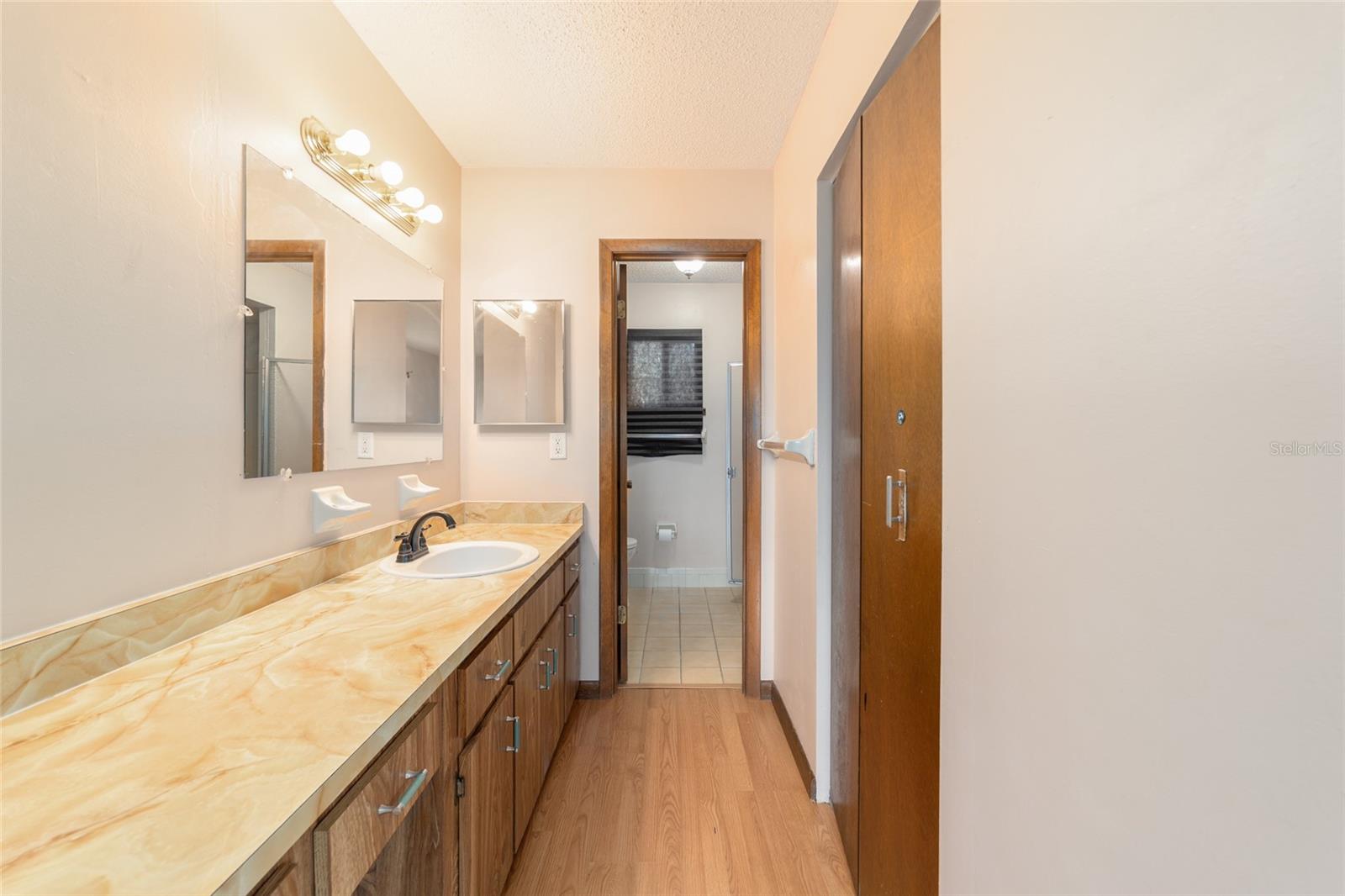 PINE RUN ESTATE - Residential Lease