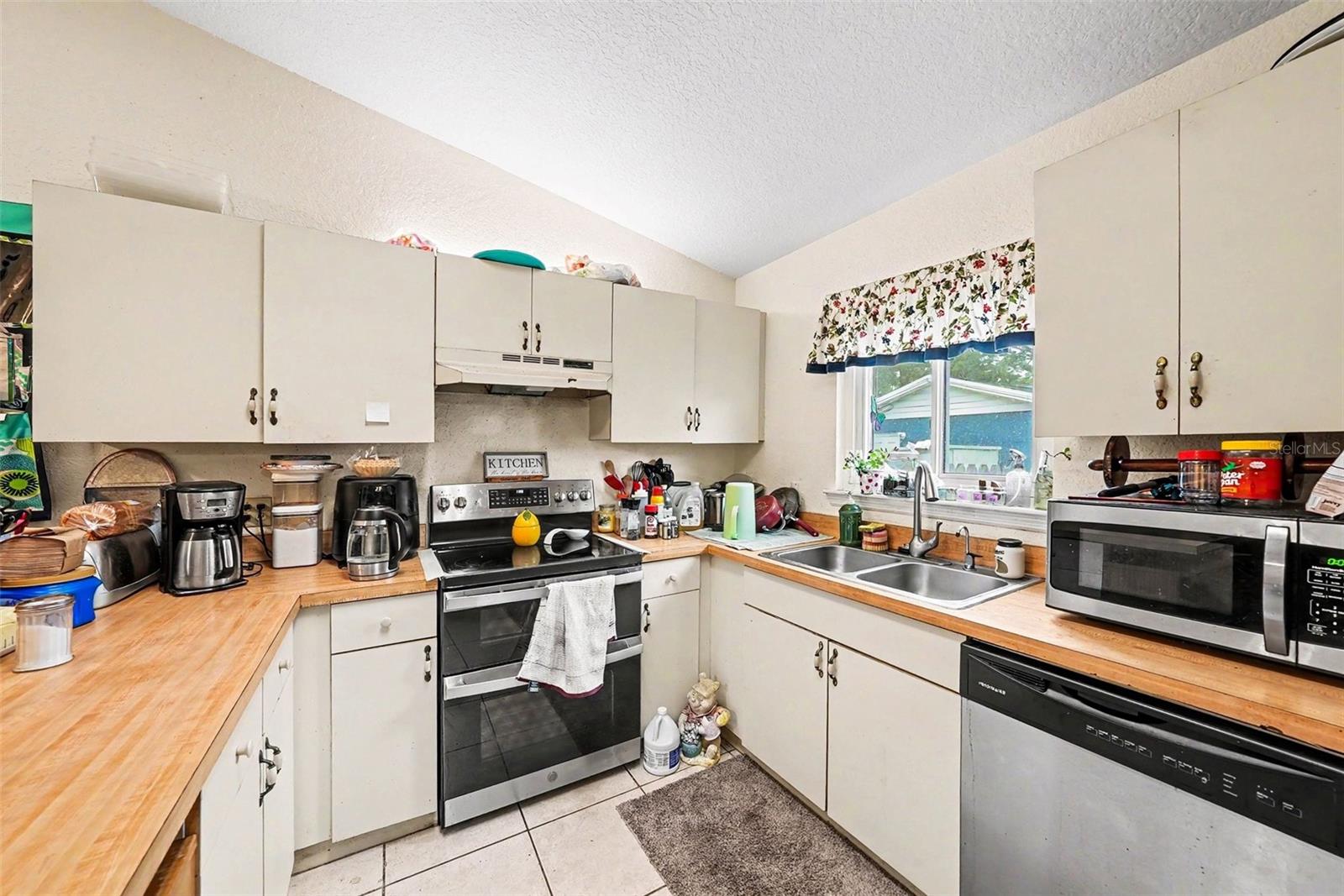 PINELLAS PARK - Residential