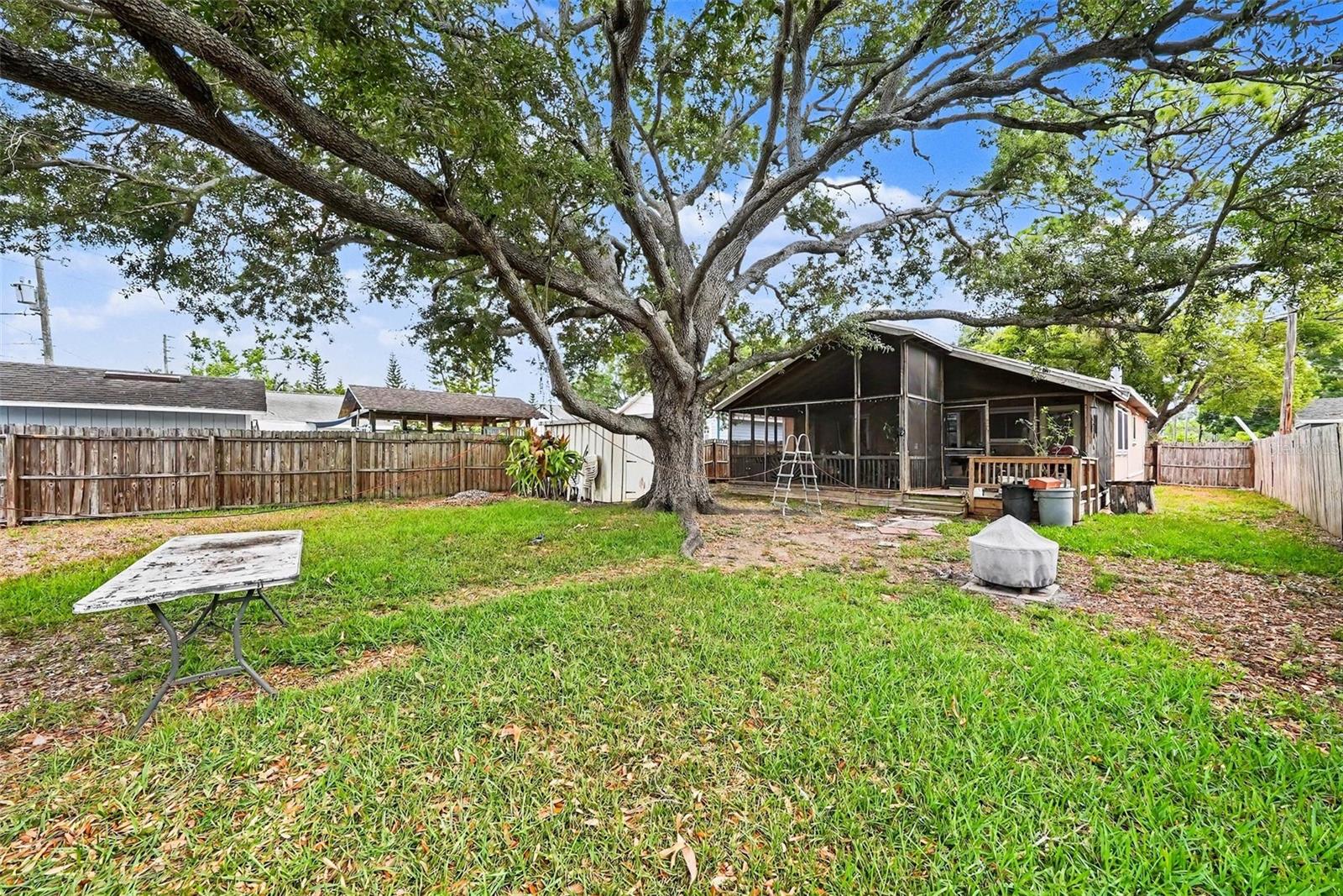 PINELLAS PARK - Residential