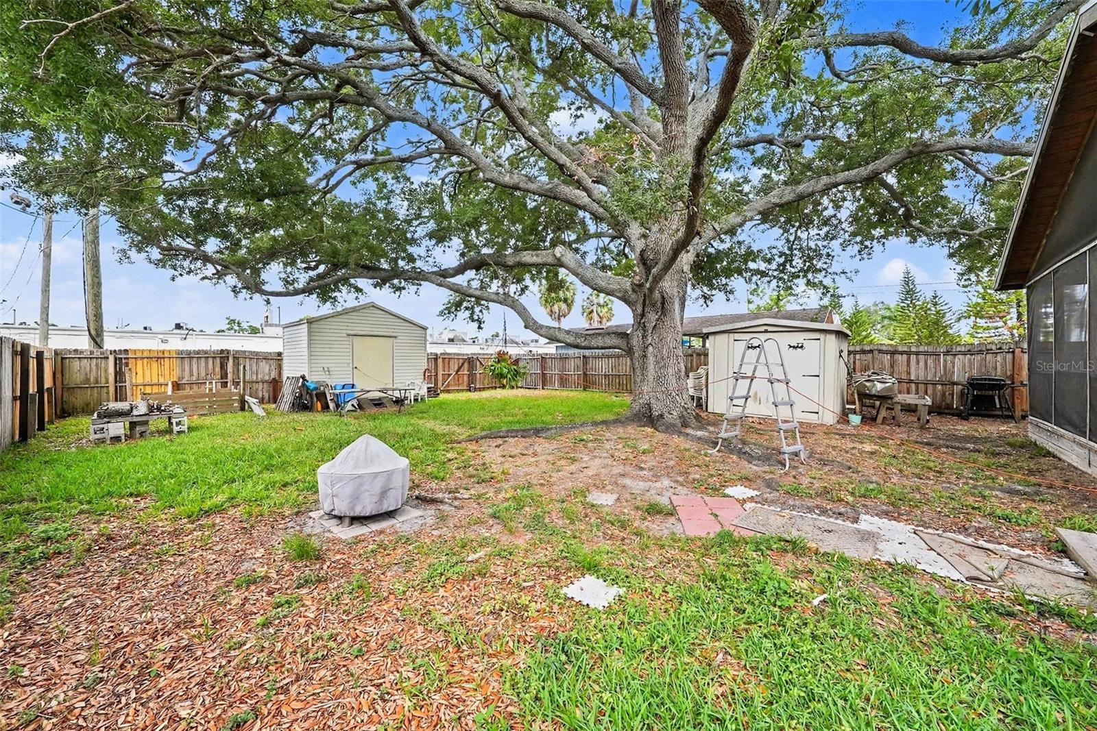 PINELLAS PARK - Residential