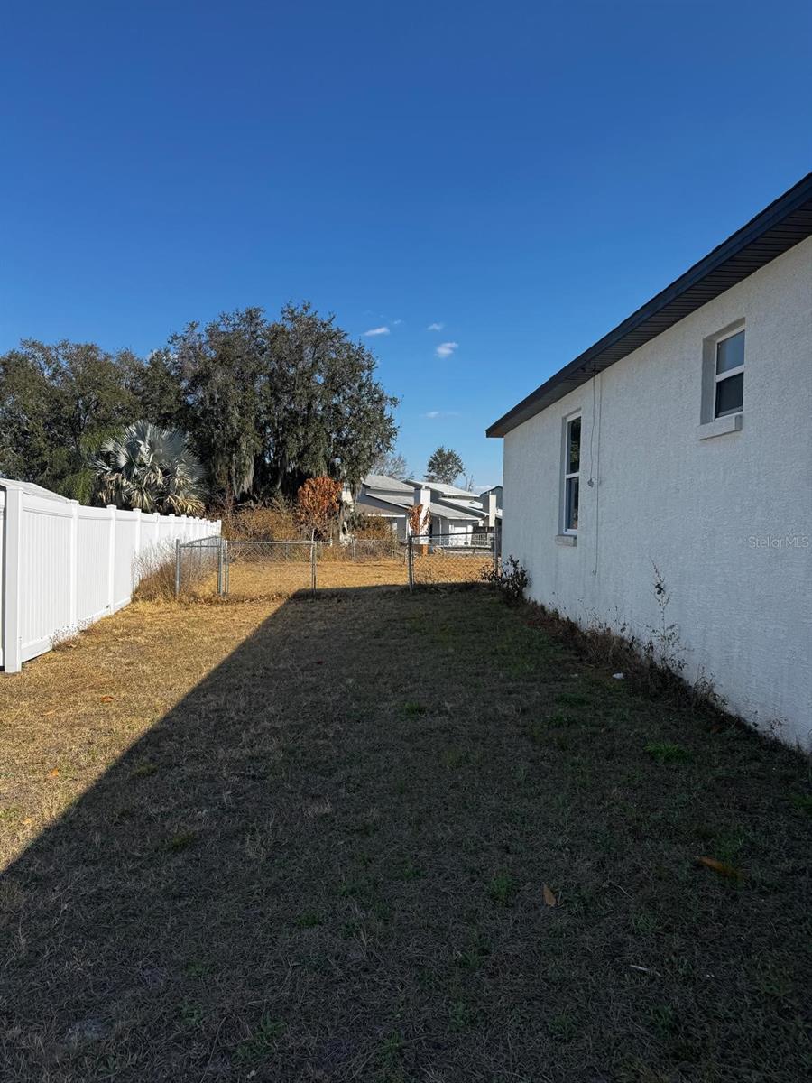 LAKE THOMAS WOODS EIGHT ADD - Residential