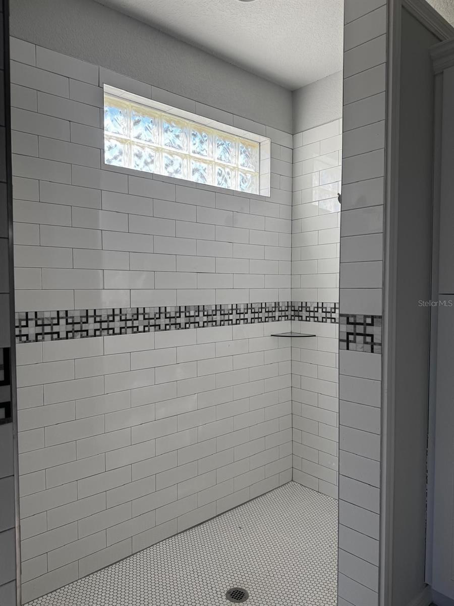 LAKE THOMAS WOODS EIGHT ADD - Residential