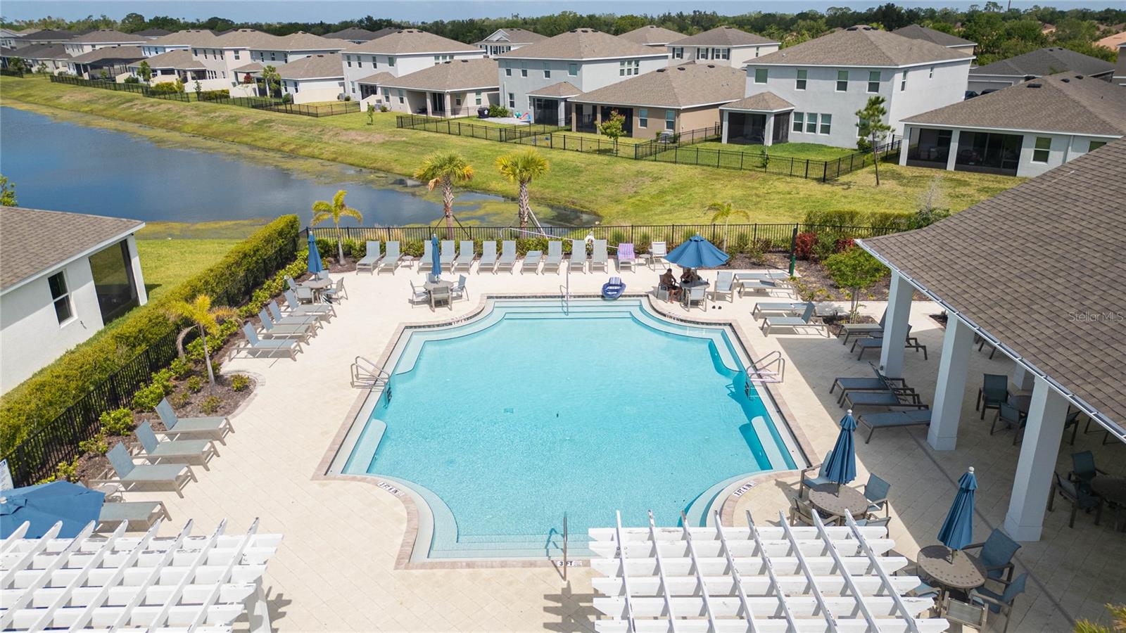 MANGROVE MANOR PH 1 - Residential