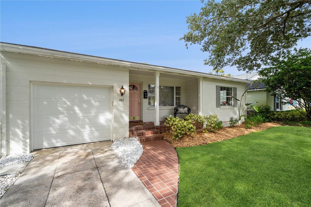 Photo of 1011 Vassar Street, Orlando, FL 32804 (MLS # O6350942)