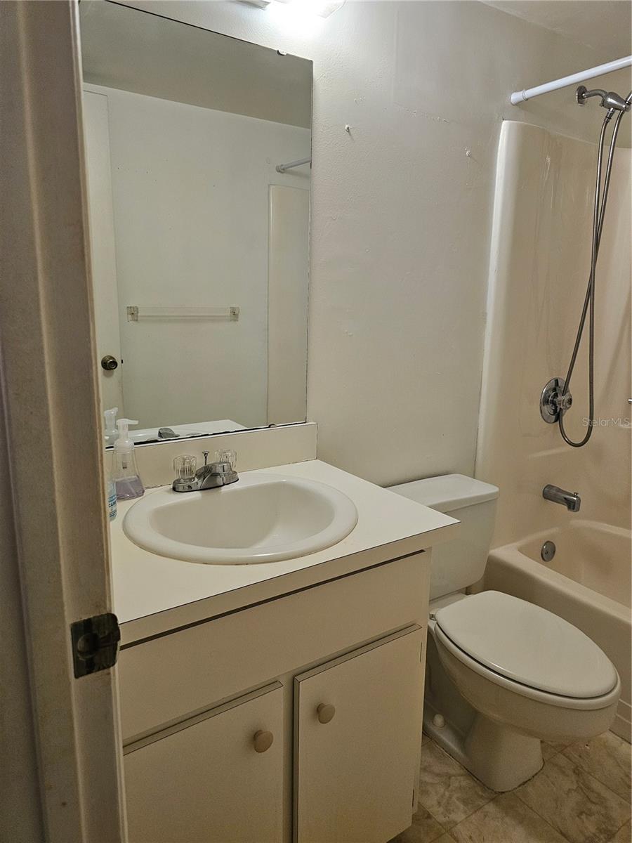 WINDTREE GARDENS CONDO PH 04 - Residential