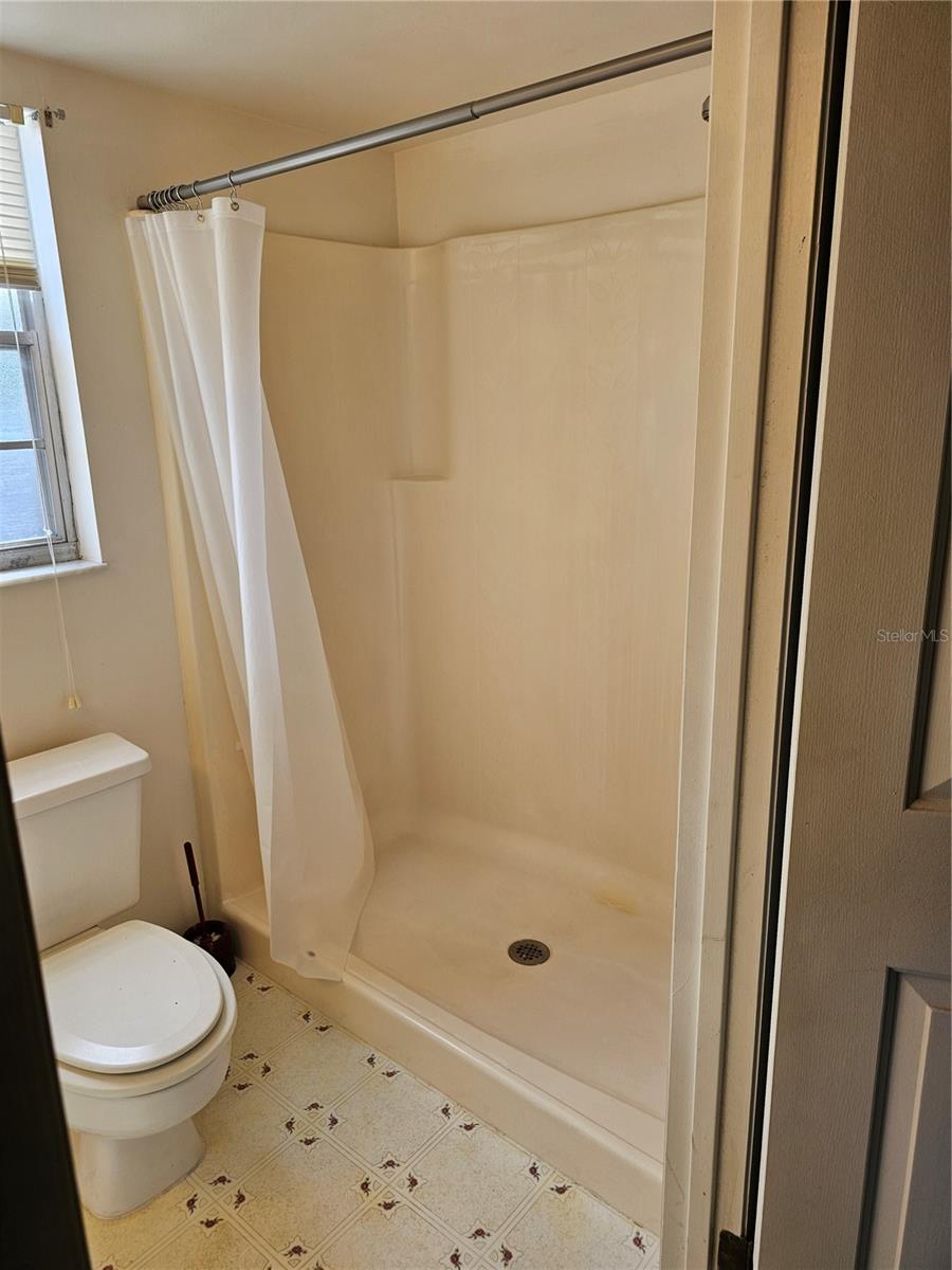 WINDTREE GARDENS CONDO PH 04 - Residential