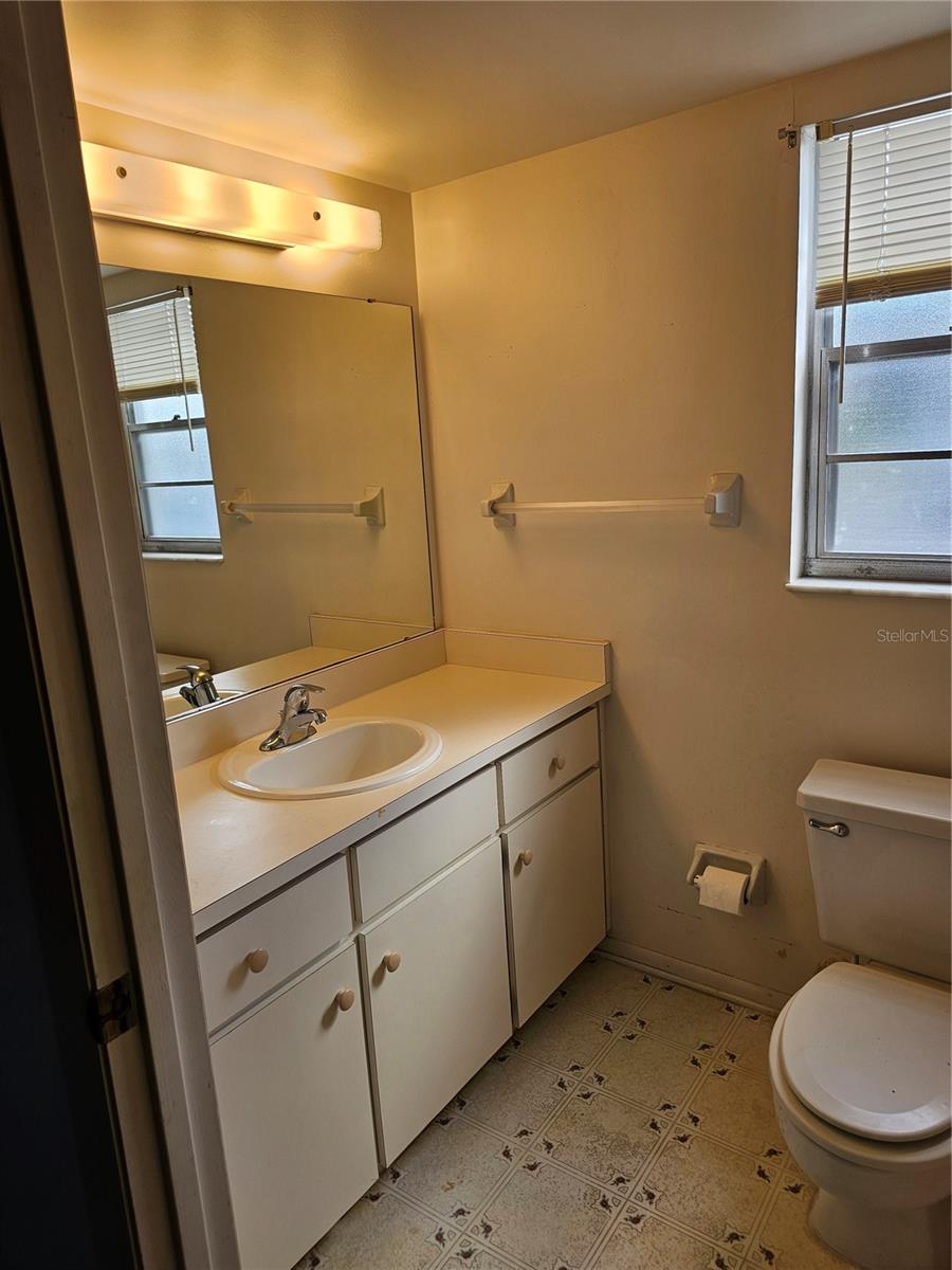 WINDTREE GARDENS CONDO PH 04 - Residential