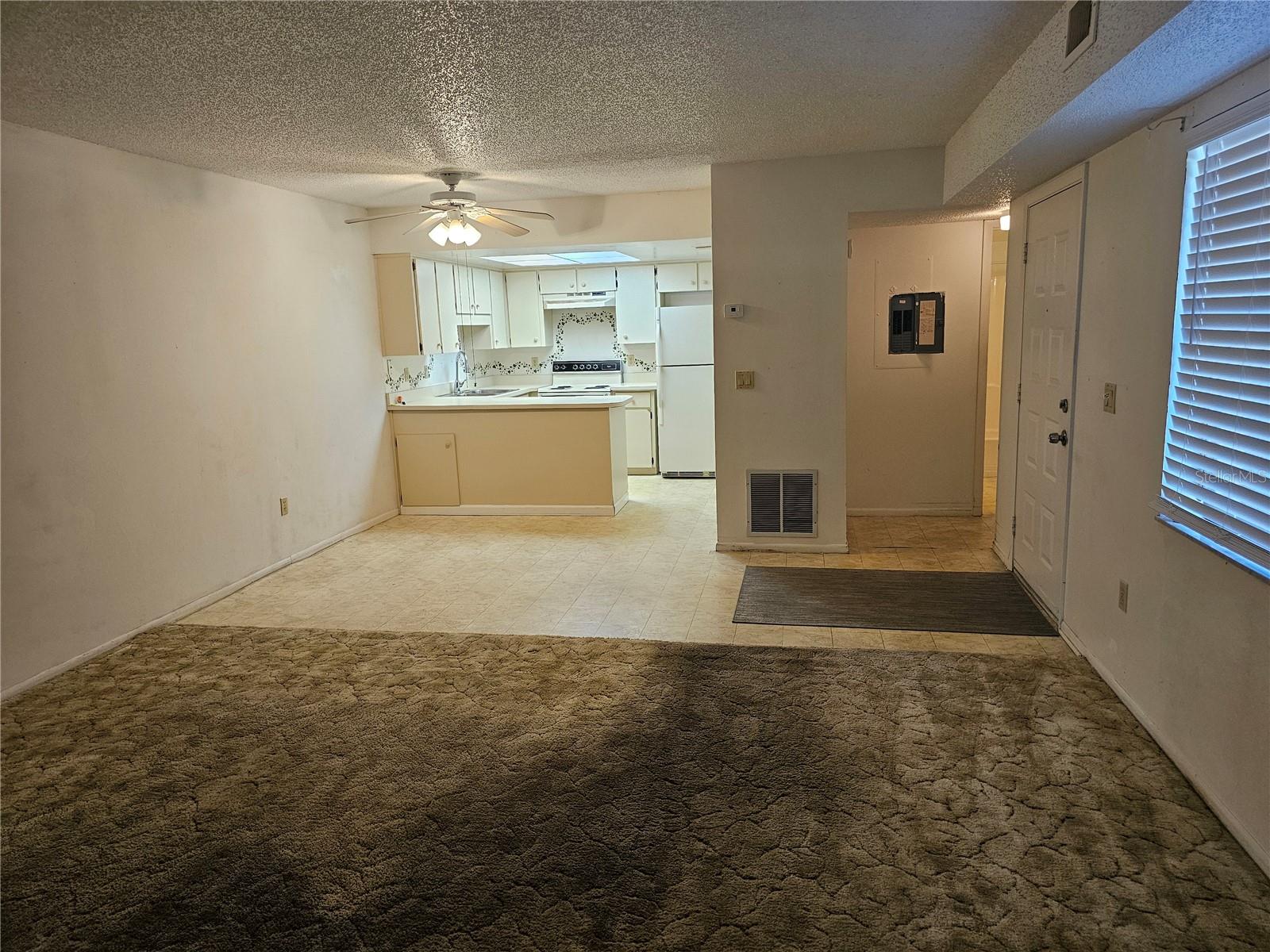 WINDTREE GARDENS CONDO PH 04 - Residential