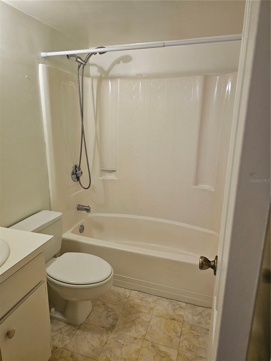 WINDTREE GARDENS CONDO PH 04 - Residential