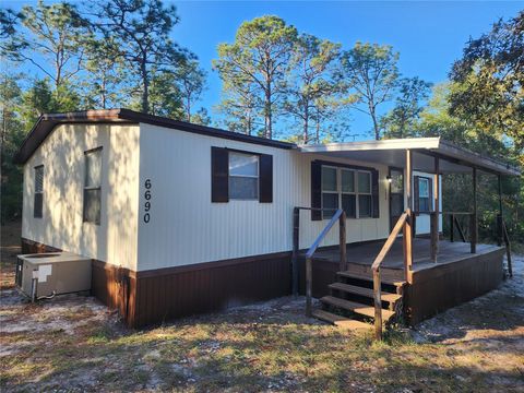 A home in DUNNELLON