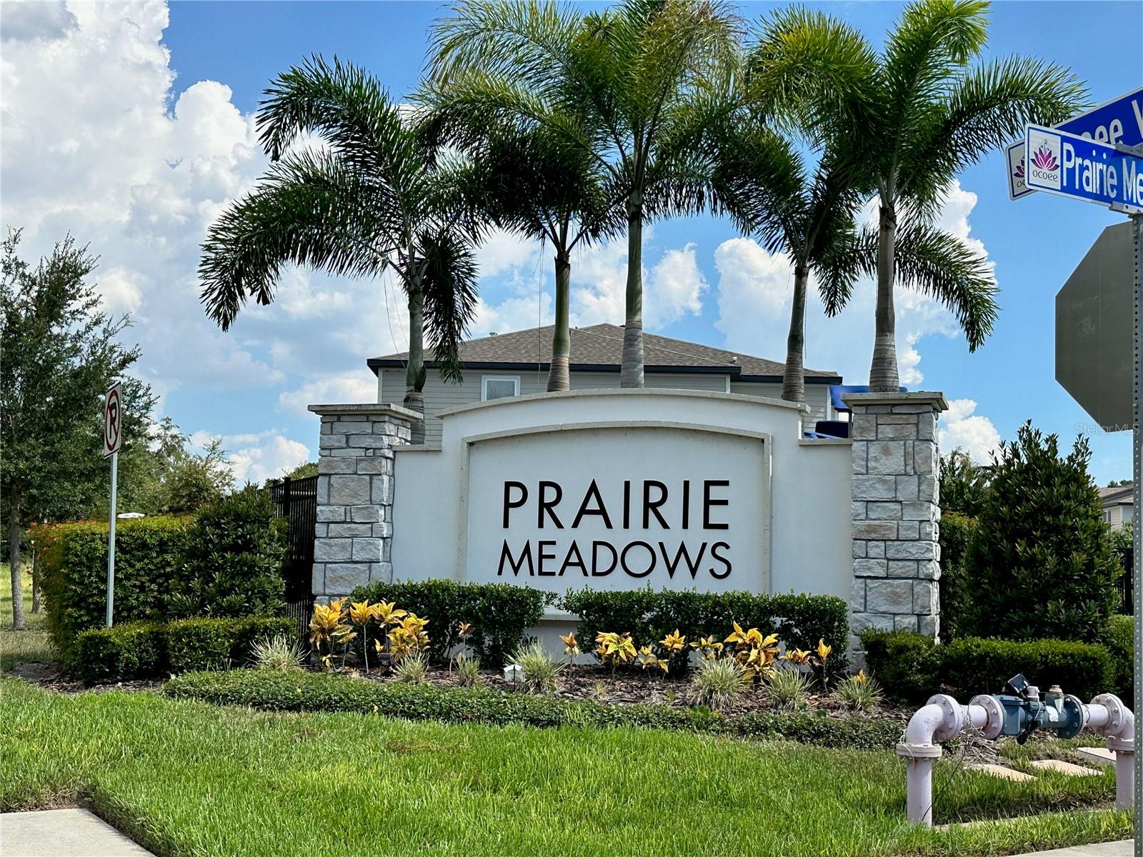 Beautiful 3 bed 2.5 bath townhouse, modern style, located in the sought-after quiet and charming community at Prairie Meadows in Ocoee. The property has a nice open floor plan, tile all throughout downstairs and wet areas. stainless steel appliances, granite countertops, and island for seating. Conveniently located near to Downtown Ocoee, Lake Shore area and Winter Garden Village.
Easy highway access allows you to be just a few minutes away from major shopping centers and theme parks attractions such as Universal Studios and Disney World! Ready to move IN!!!