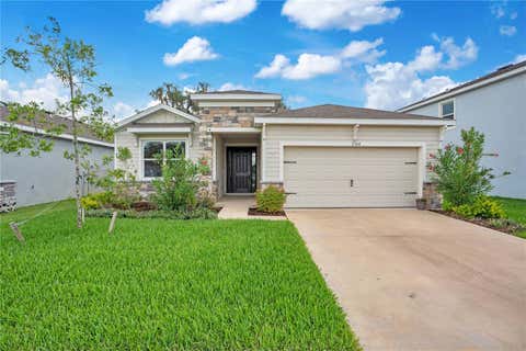 Photo of 3504 Crescent Peak Way, Plant City, FL 33565 (MLS # L4962660)