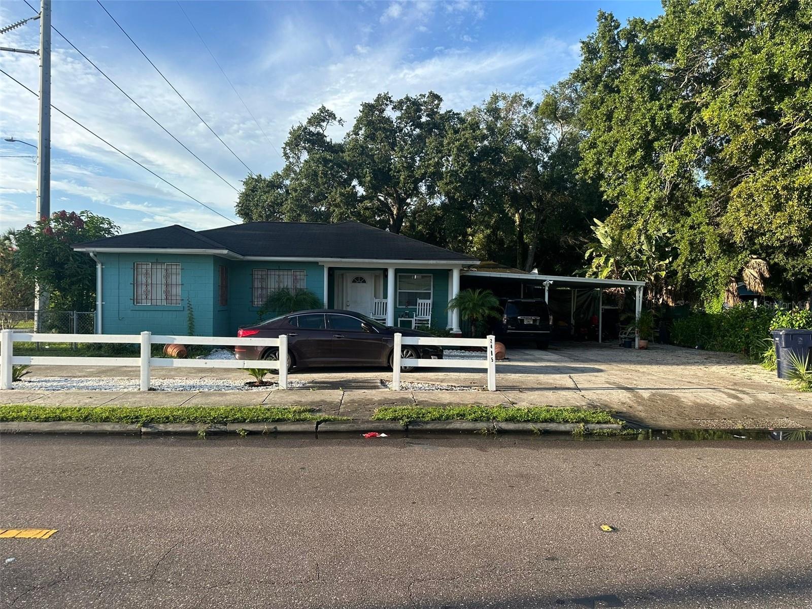 Photo 2 of 6 of 2415 E 21ST AVENUE house