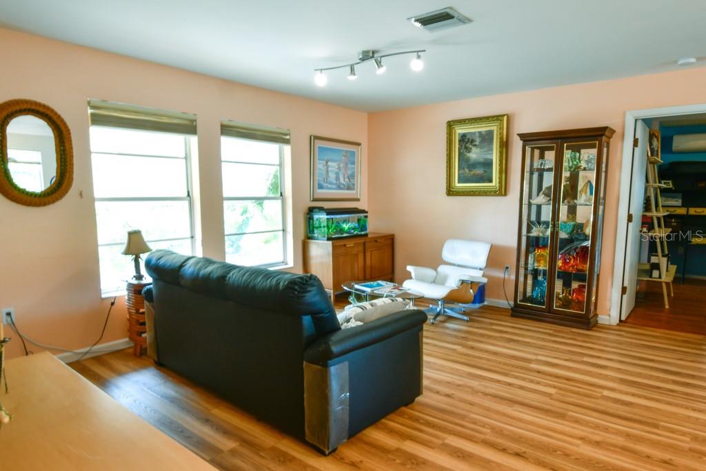 OXFORD MANOR 3RD ADD - Residential