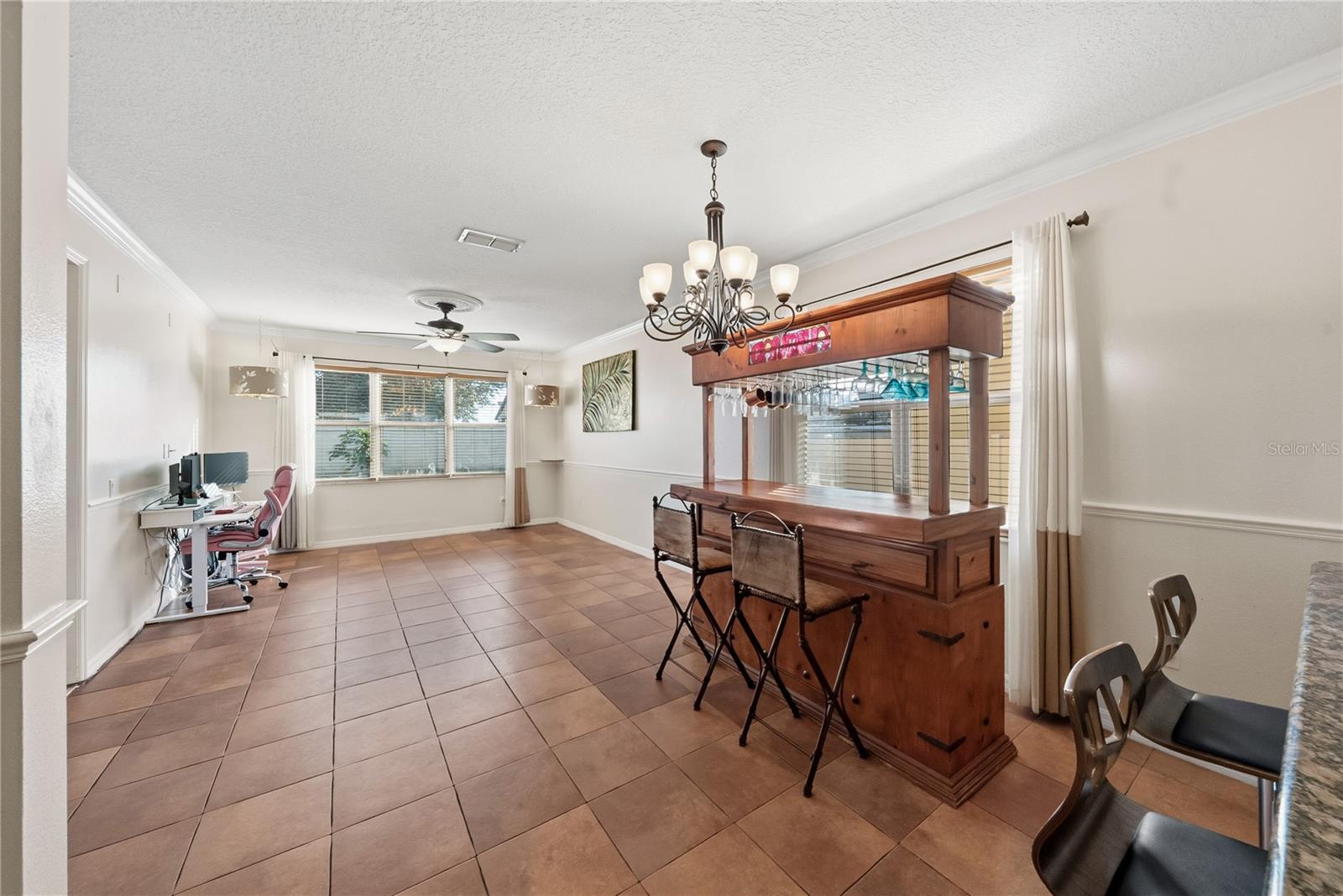 3827 GOLDEN KNOT DRIVE