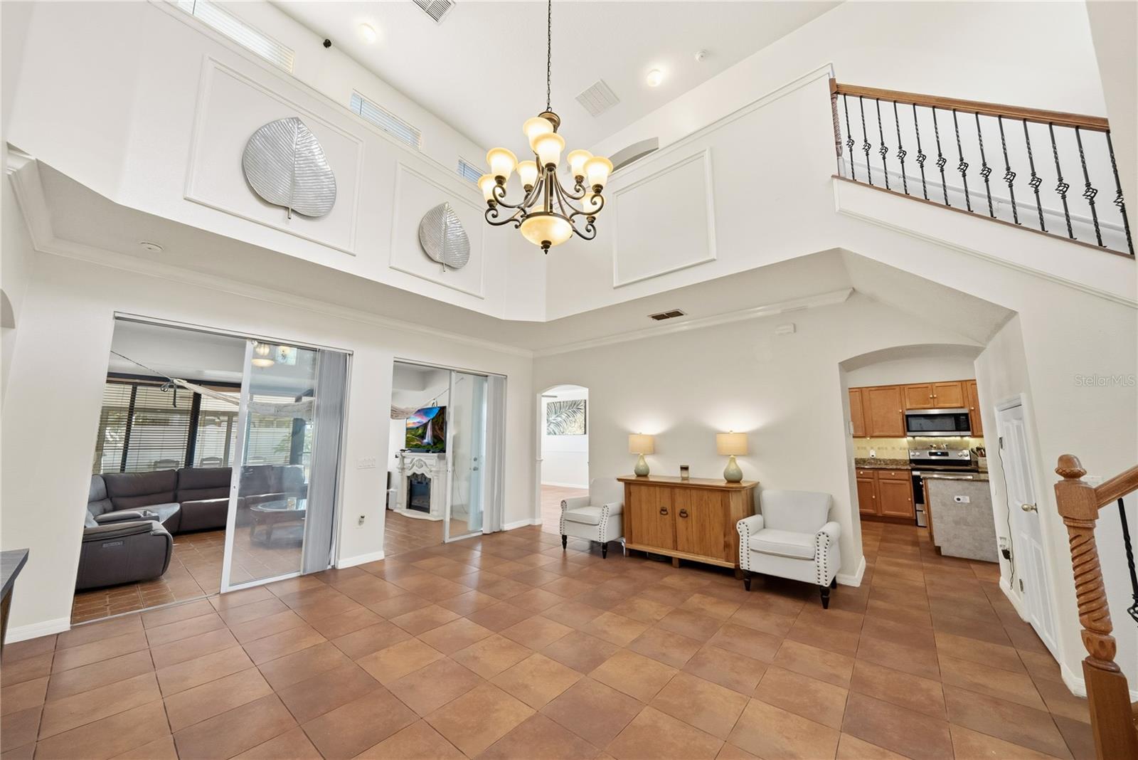 3827 GOLDEN KNOT DRIVE