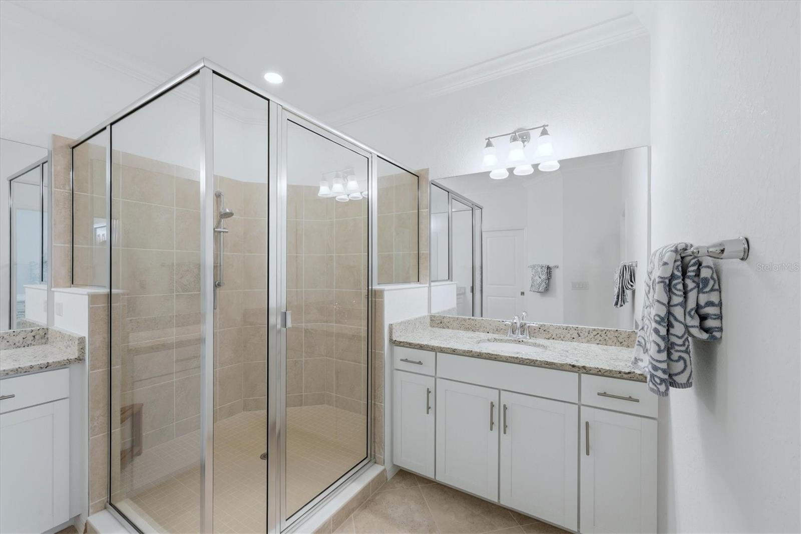 CH3 012 0031 3121 - Residential