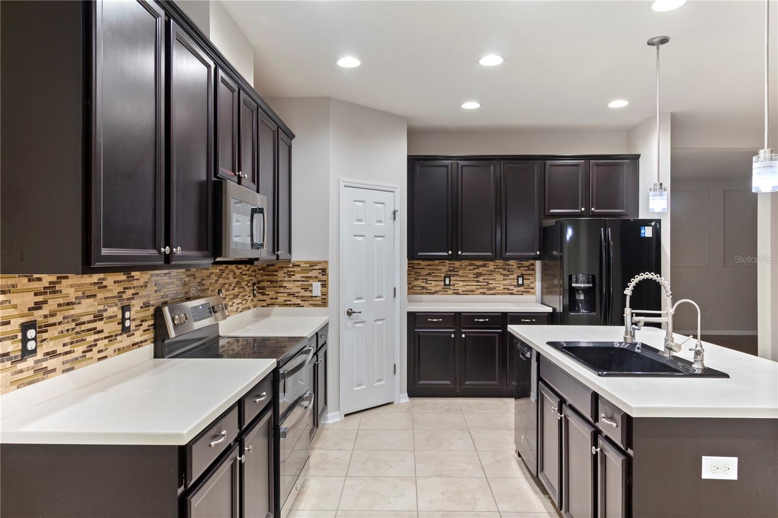 ROCKY CREEK ESTATES PH 2 - Residential