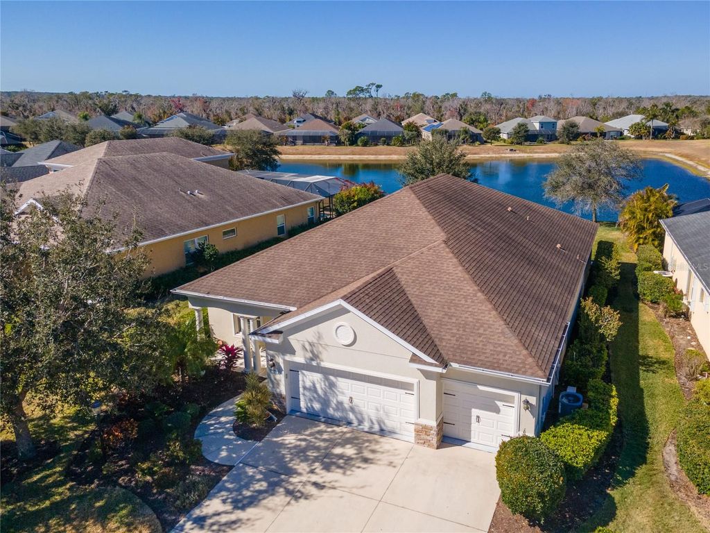 Photo of 1205 Thornbury Drive, Parrish, FL 34219 (MLS # A4680918)