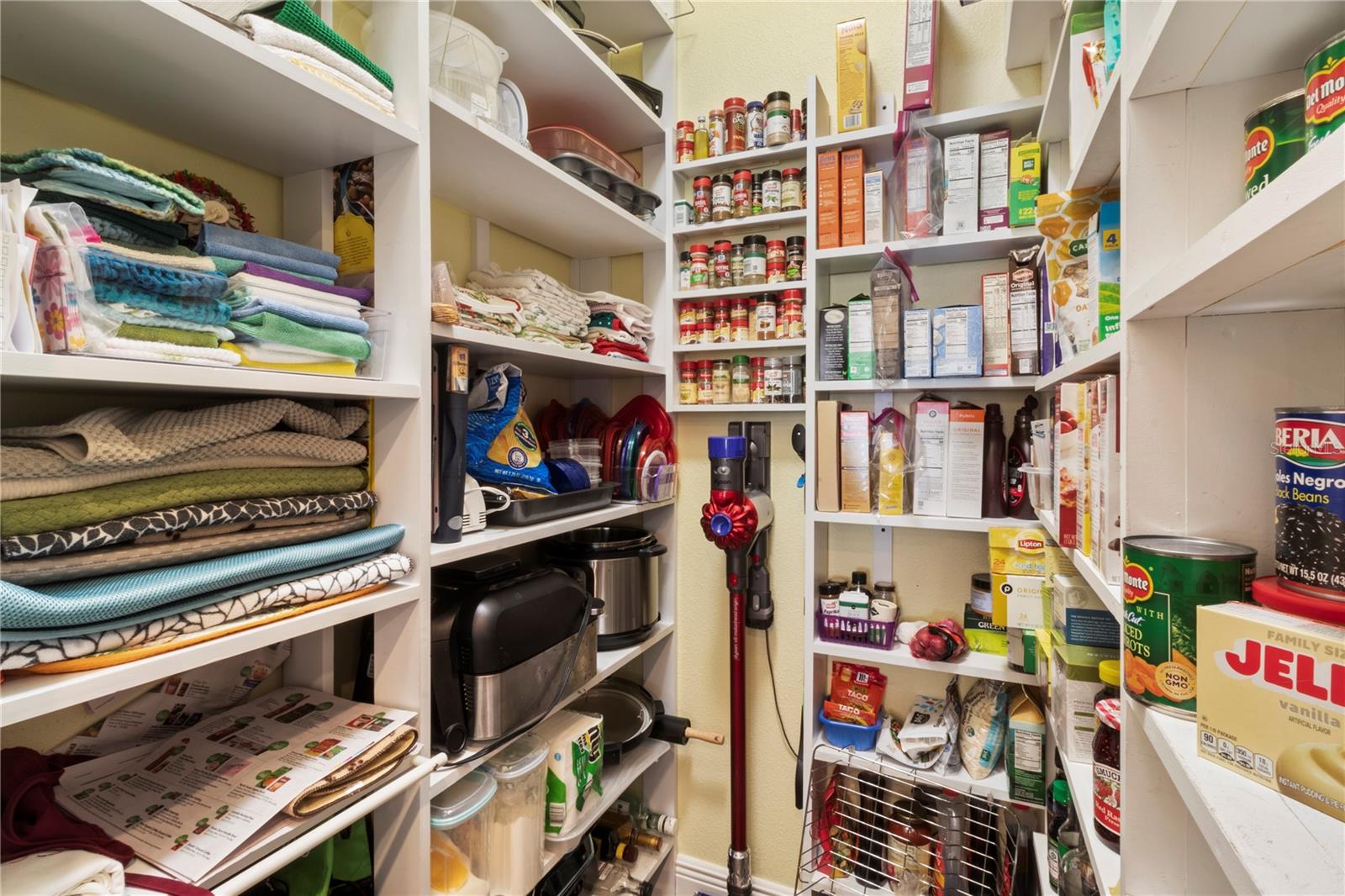 RIVERS REACH PH I-B & I-C - Residential