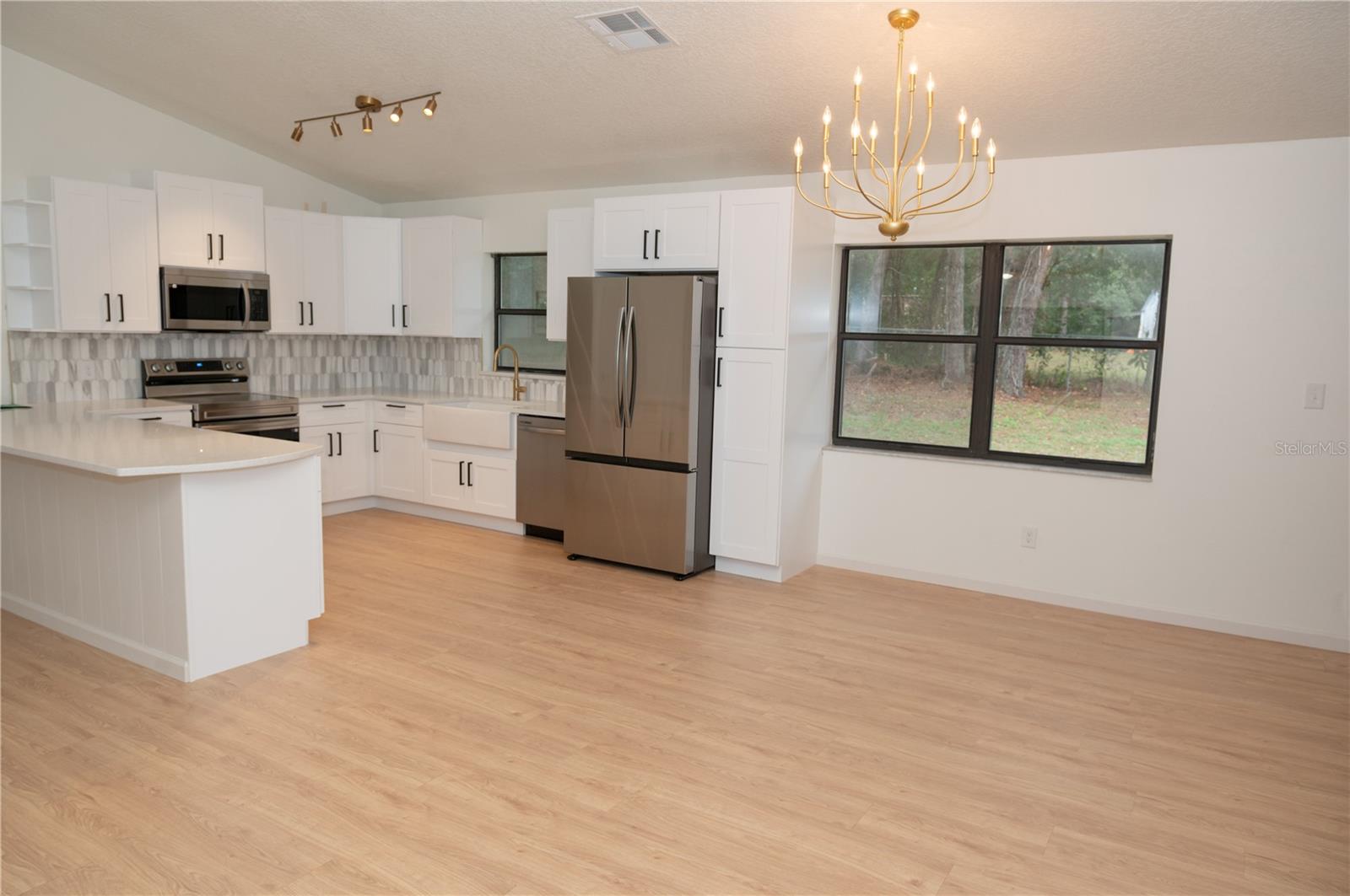 ROCK SPGS HOMESITES - Residential