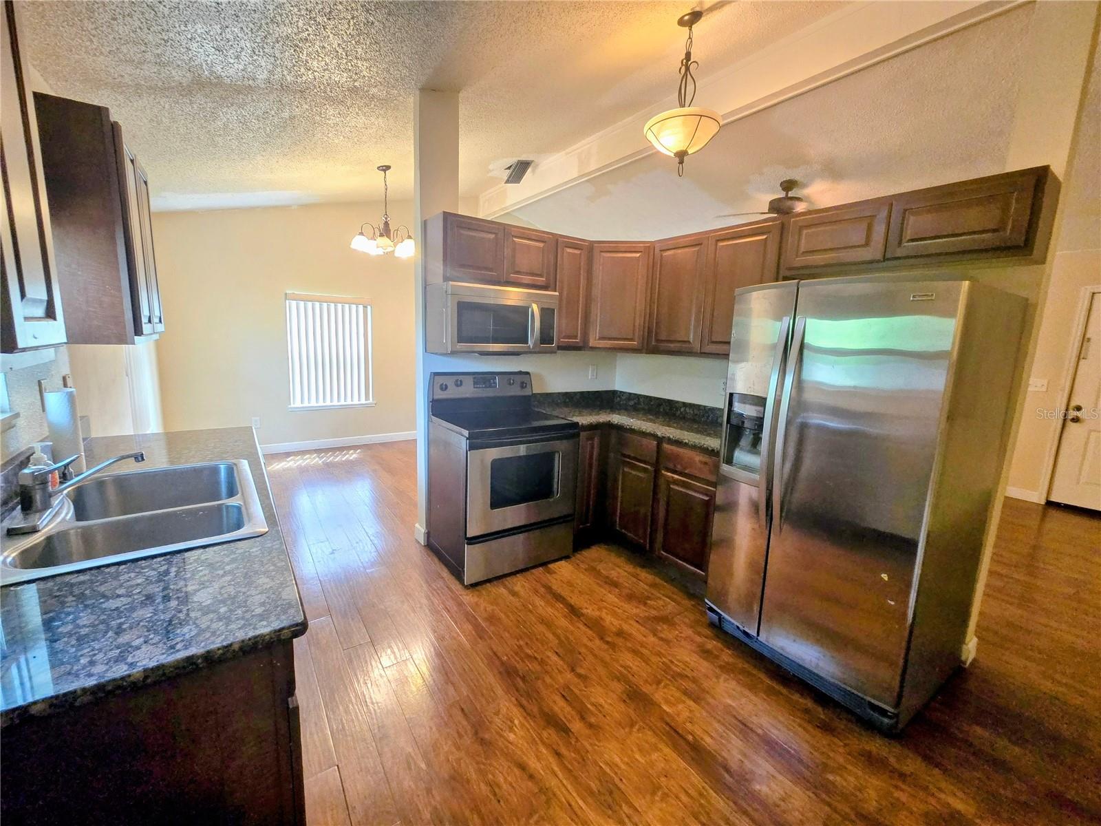 BELLEVIEW HEIGHTS ESTATES - Residential